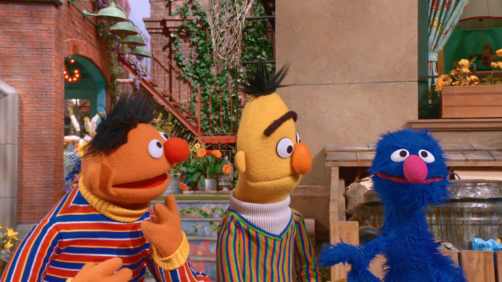 1920x1080 Bert & Ernie Learn about Opposites