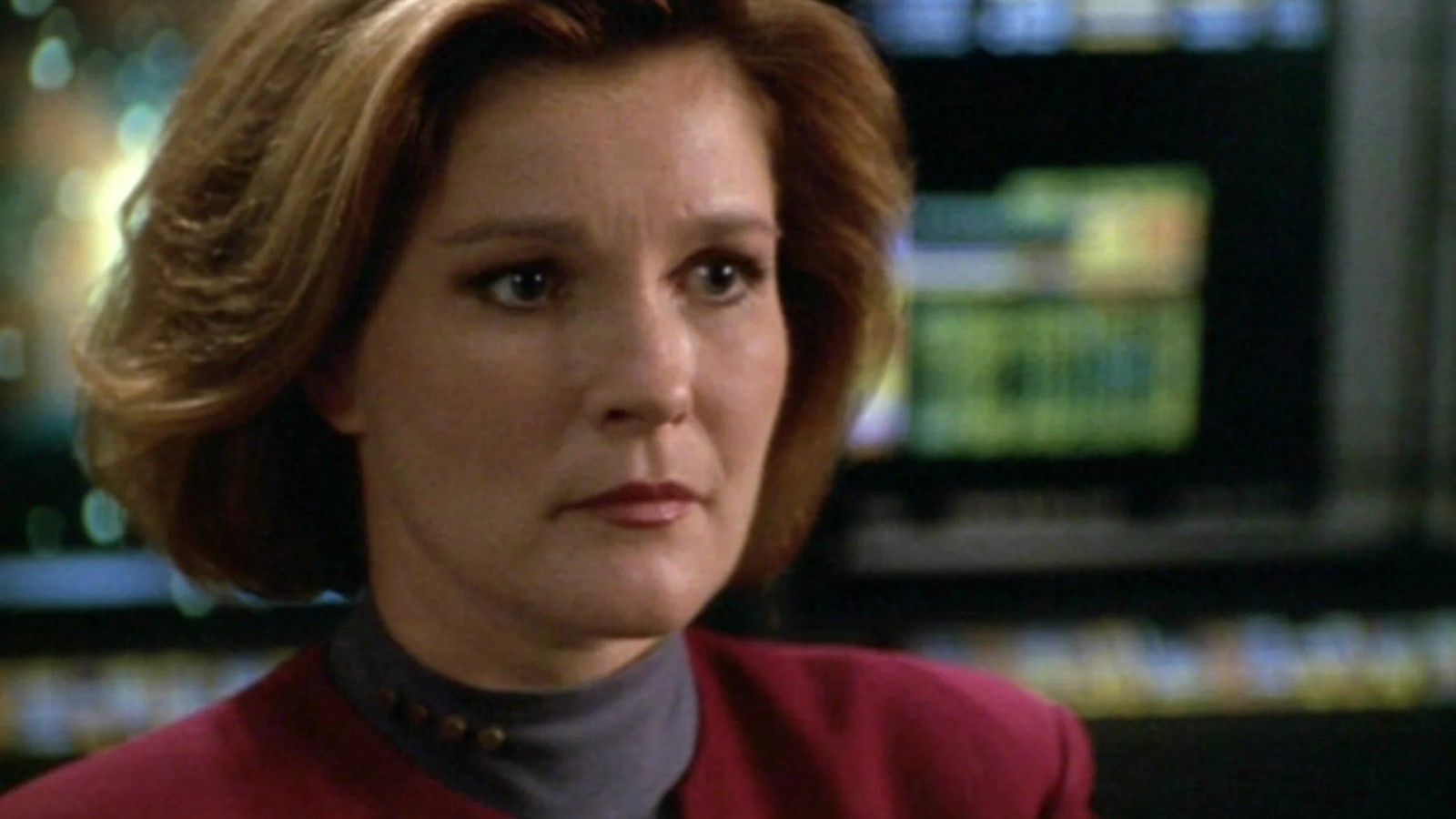 1600x900 Alicia Vikander Makes An Amazing Captain Janeway For Star Trek: Voyager Reboot, See The Photo. GIANT FREAKIN ROBOT