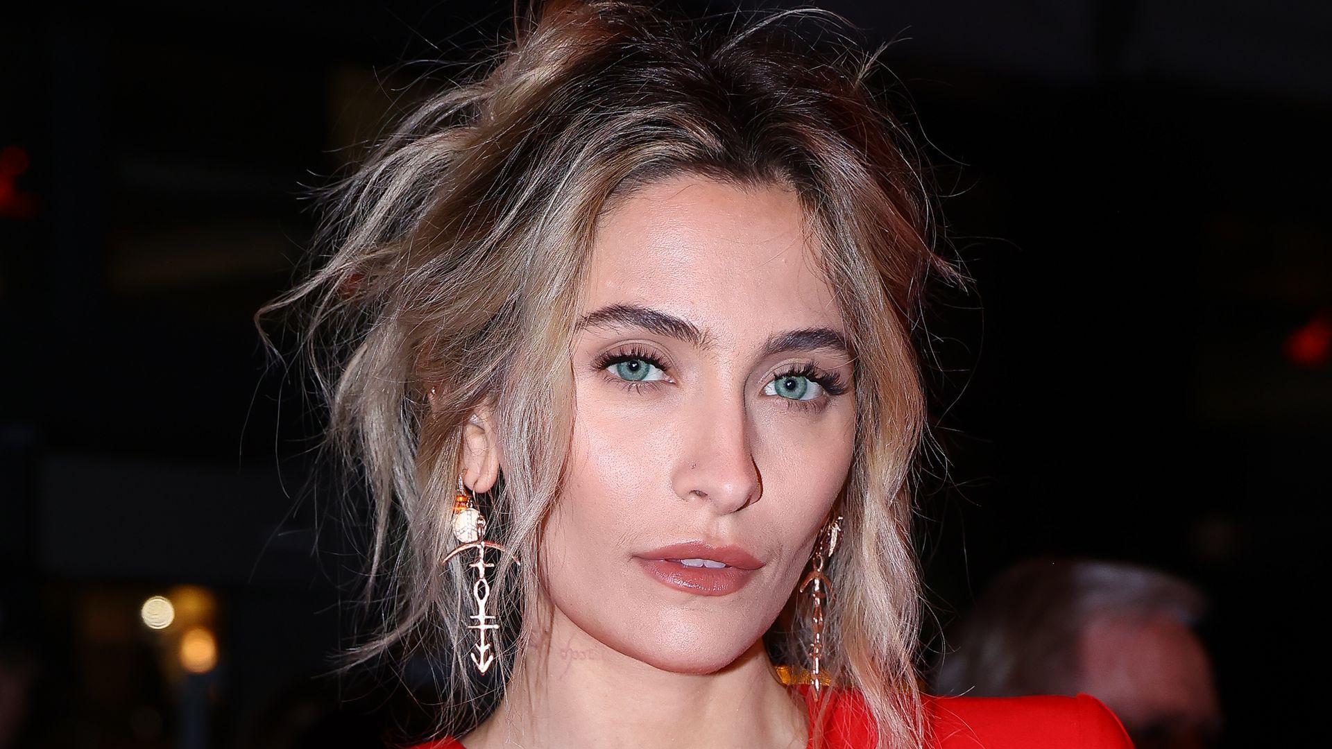 1920x1080 Paris Jackson looks flawless with her single glow at Paris Fashion Week