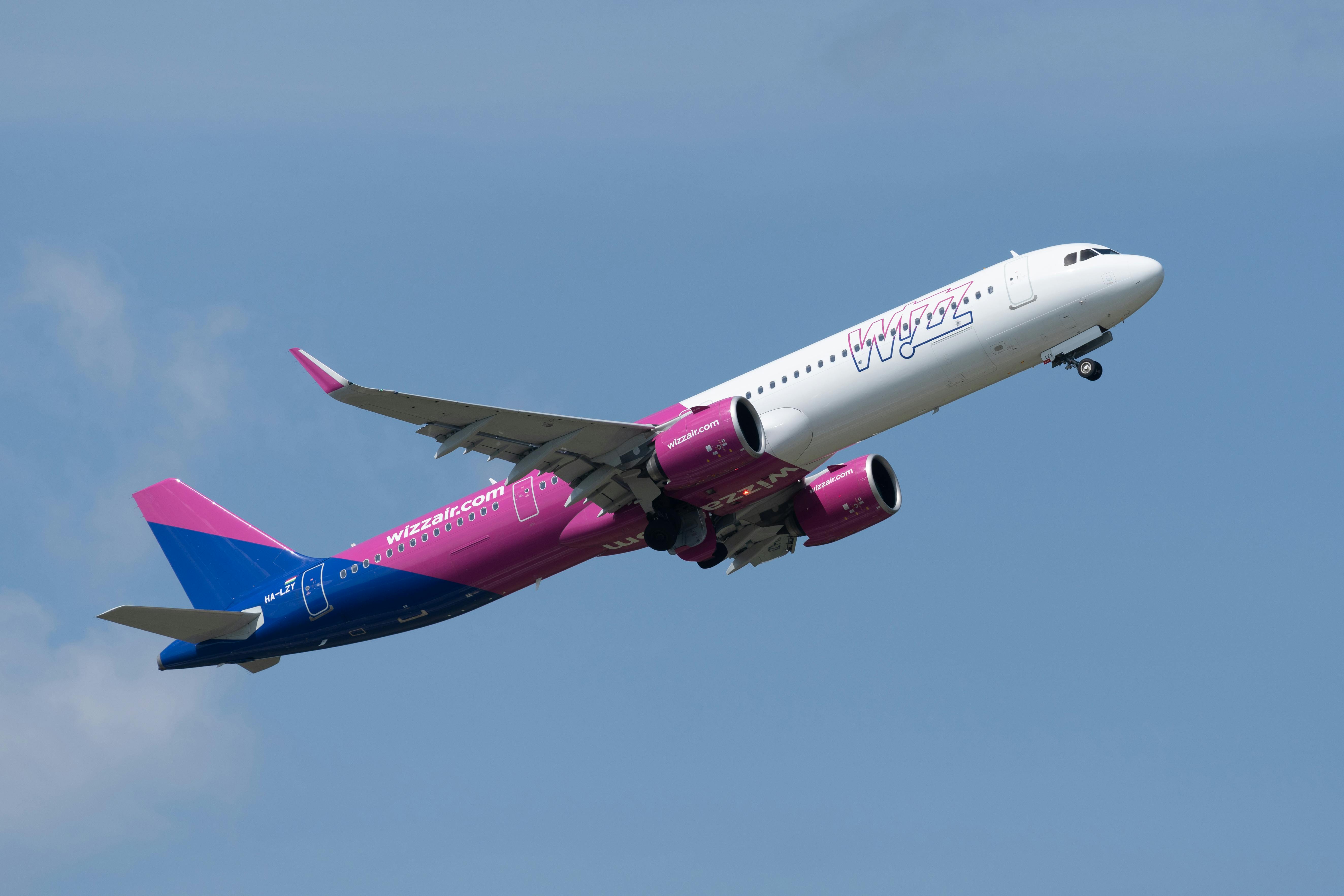 5293x3529 Wizz Air Aircraft · Free