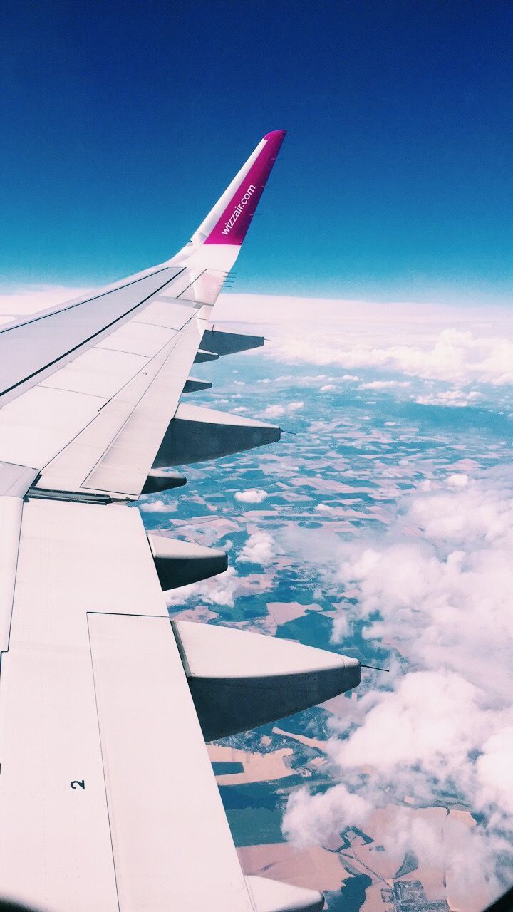 720x1280 Wizz Air Wallpaper