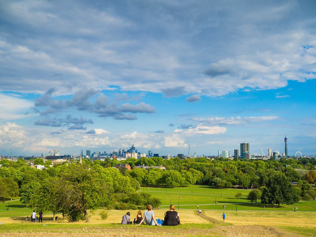 1024x768 Primrose Hill. Famous viewing spot northwest of London, off