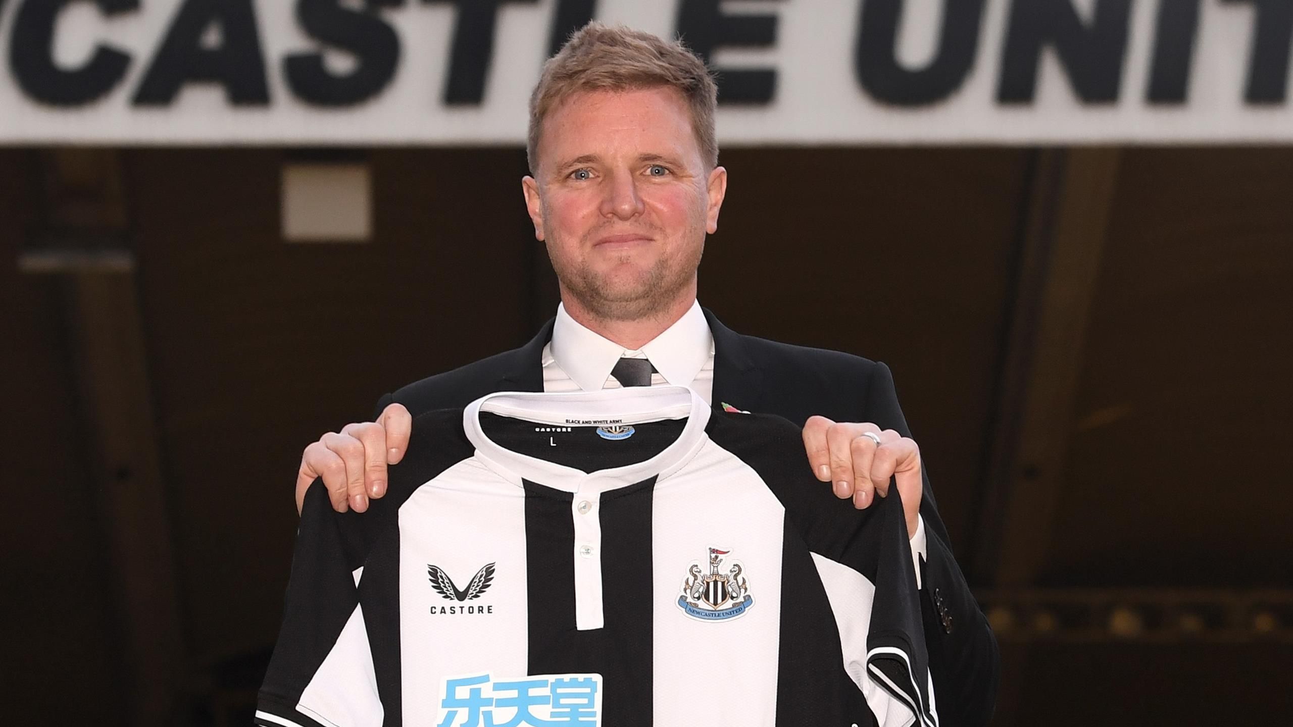 2560x1440 Eddie Howe braced for 'huge task' to keep Newcastle in Premier League and not looking at transfer market