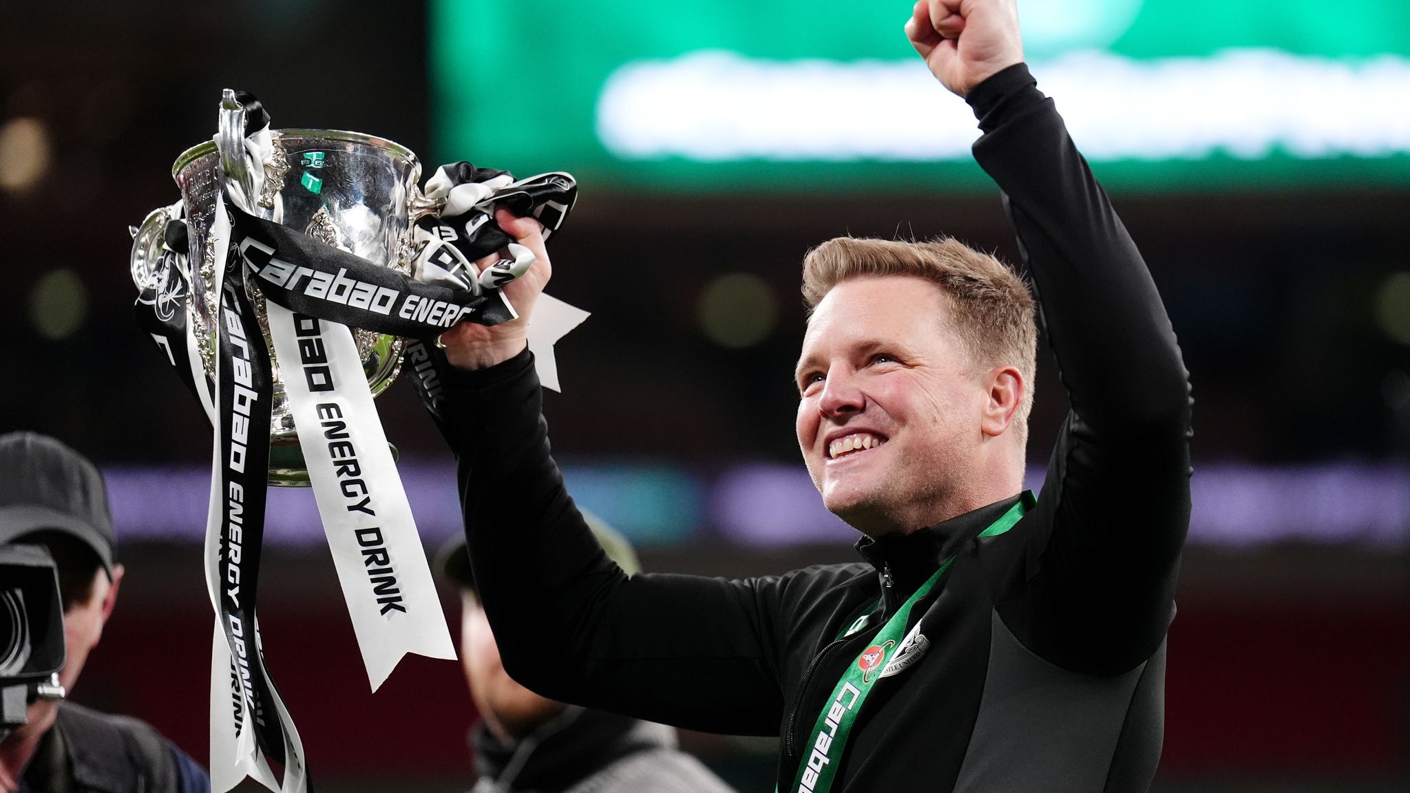 2048x1152 Carabao Cup final: Newcastle boss Eddie Howe the real deal, says Jamie Carragher after Magpies end 70 years of hurt