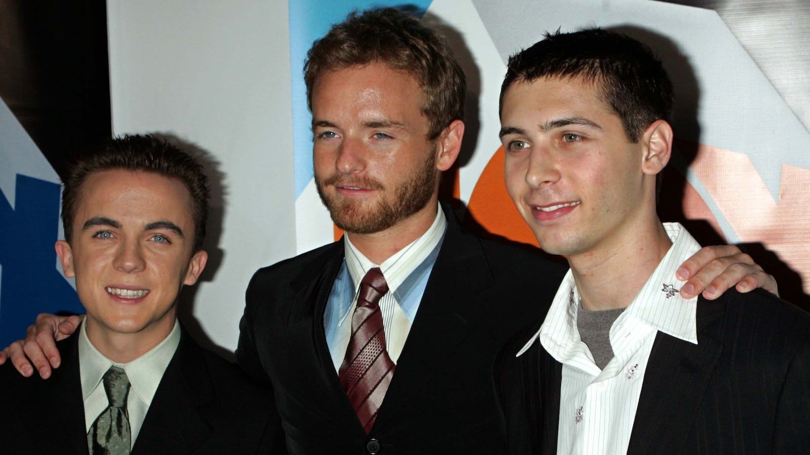 1600x900 Malcolm in the Middle' Star Frankie Muniz Posts Cast Reunion Photo