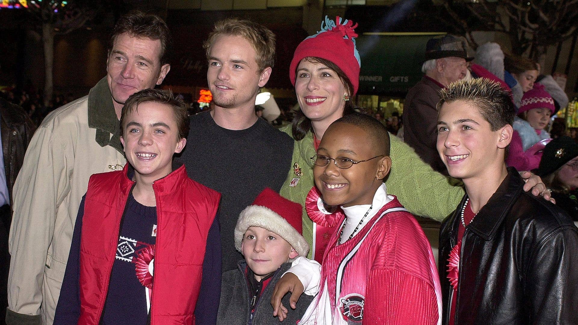1920x1080 Malcolm in the Middle's Frankie Muniz reunites with TV parents Bryan Cranston and Jane Kaczmarek in sweet snap on set of reboot. HELLO!