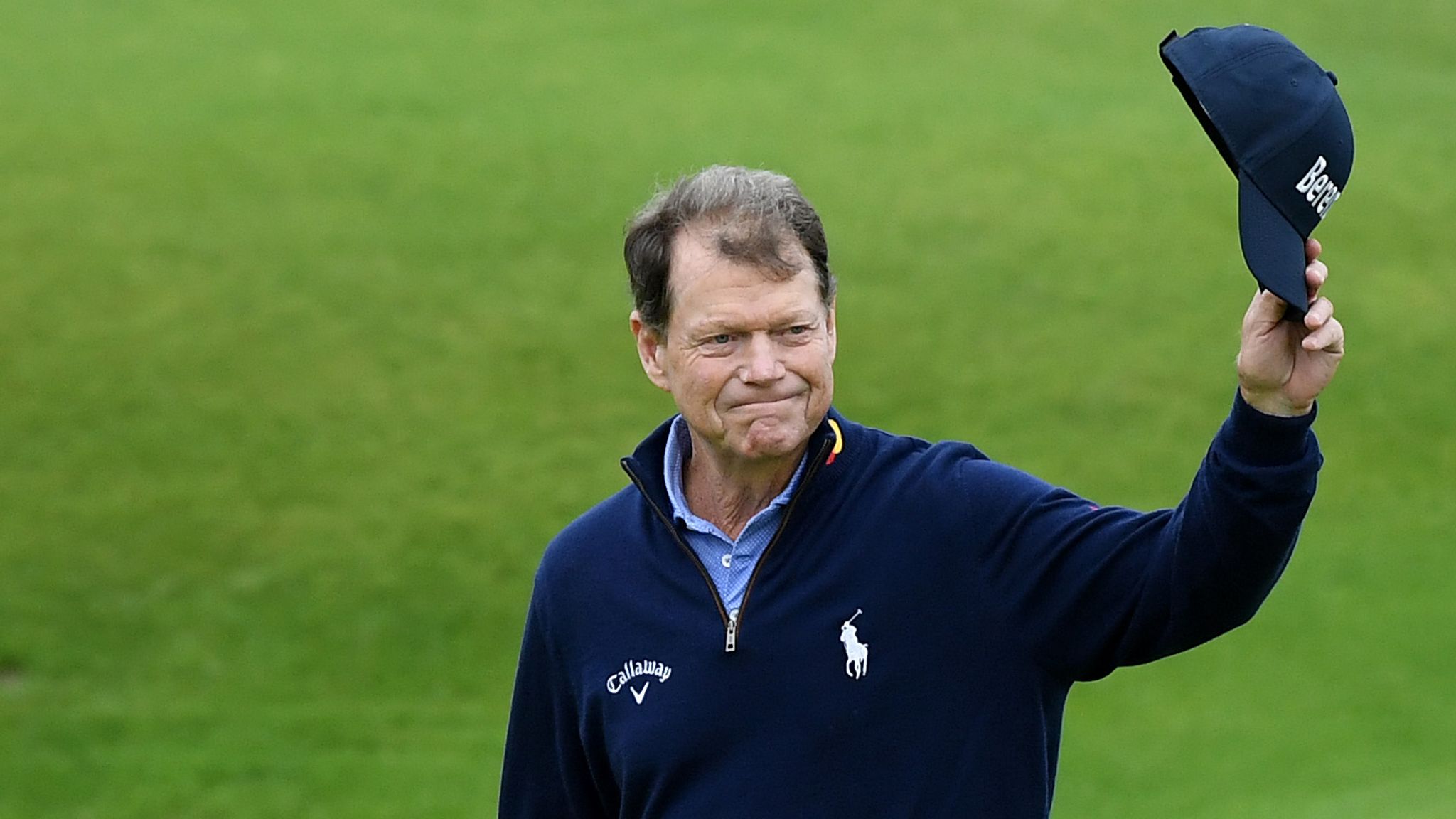 2048x1152 Tom Watson salutes the British crowds after ending major career at Senior Open