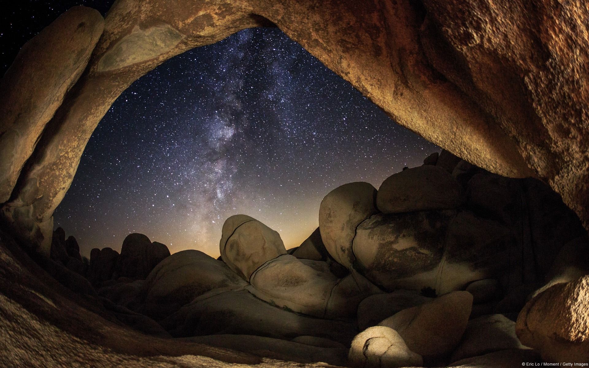 1920x1200 California Rock Arch And The Milky Way Windows 10 HD Wallpaper