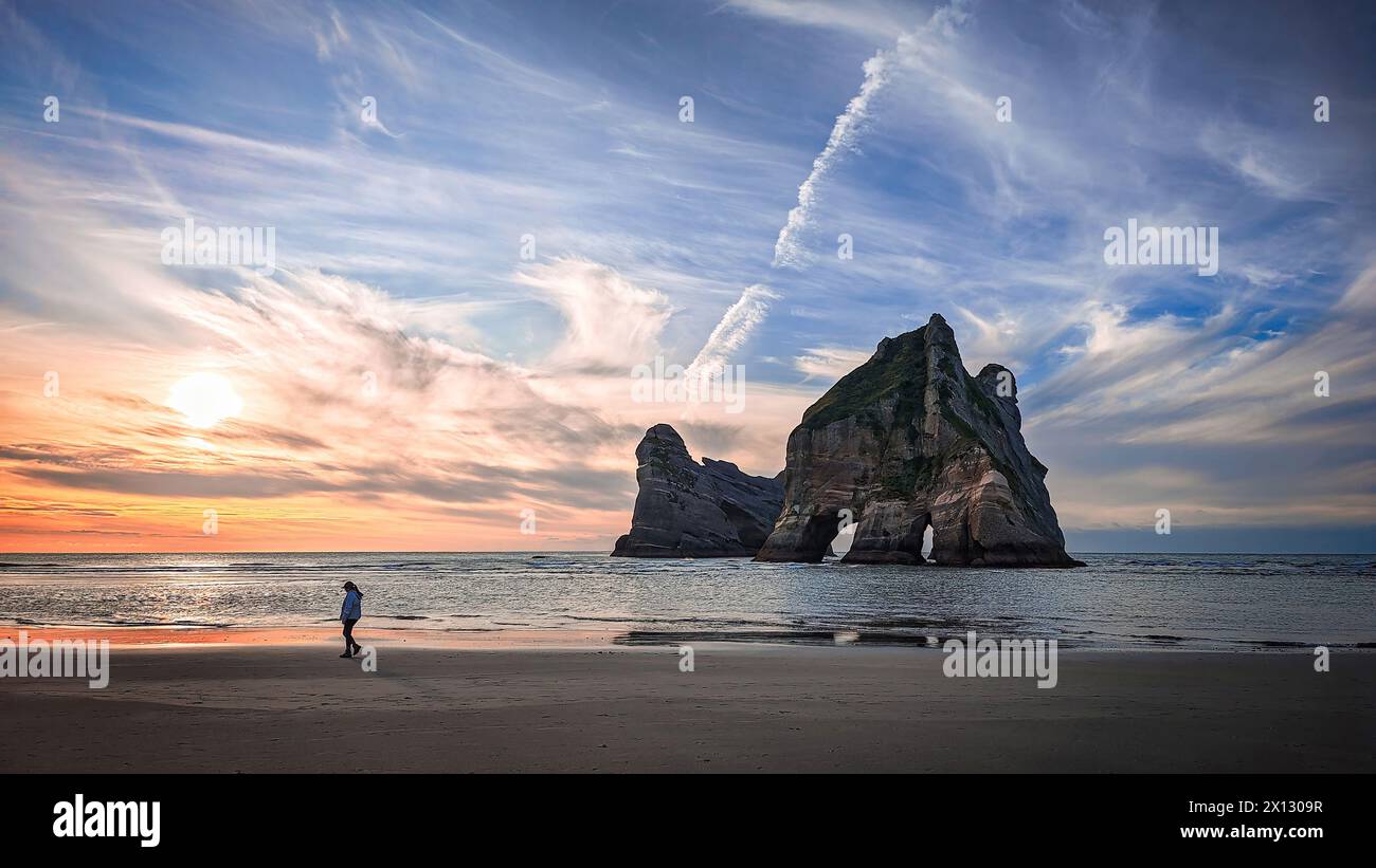 1300x821 Sunset At Wharariki Beach Like Windows 10 Wallpaper