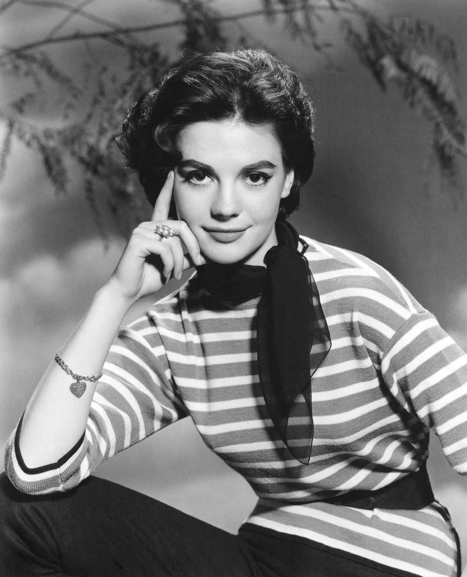 1555x1920 Download Young Natalie Wood In A Classic Striped Shirt Wallpaper