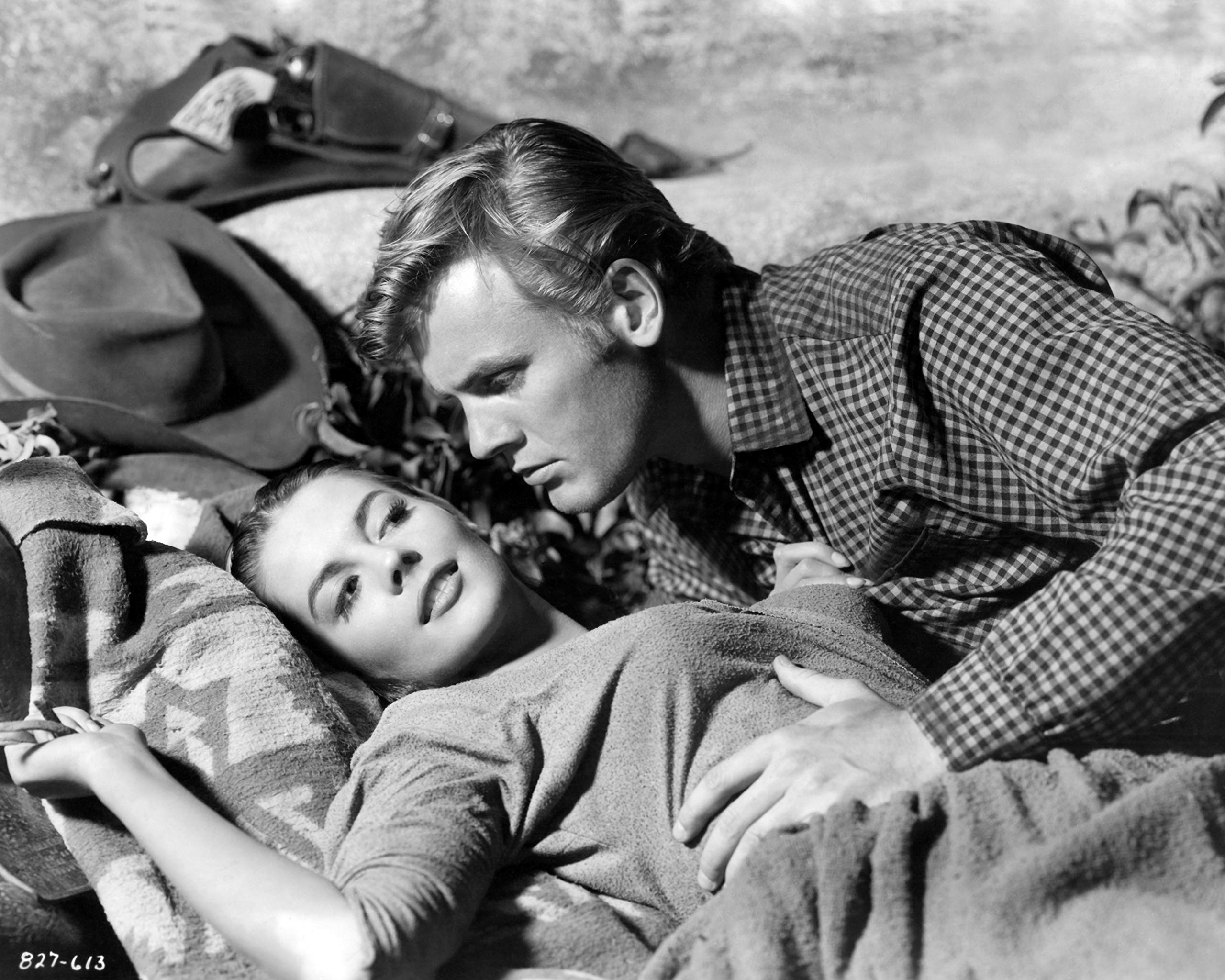2560x2048 Eddy's Entertainment Natalie Wood & Tab Hunter in Burning Hills 1956 8x10 Silver Halide Archival Quality Reproduction Photo Print: Posters & Prints