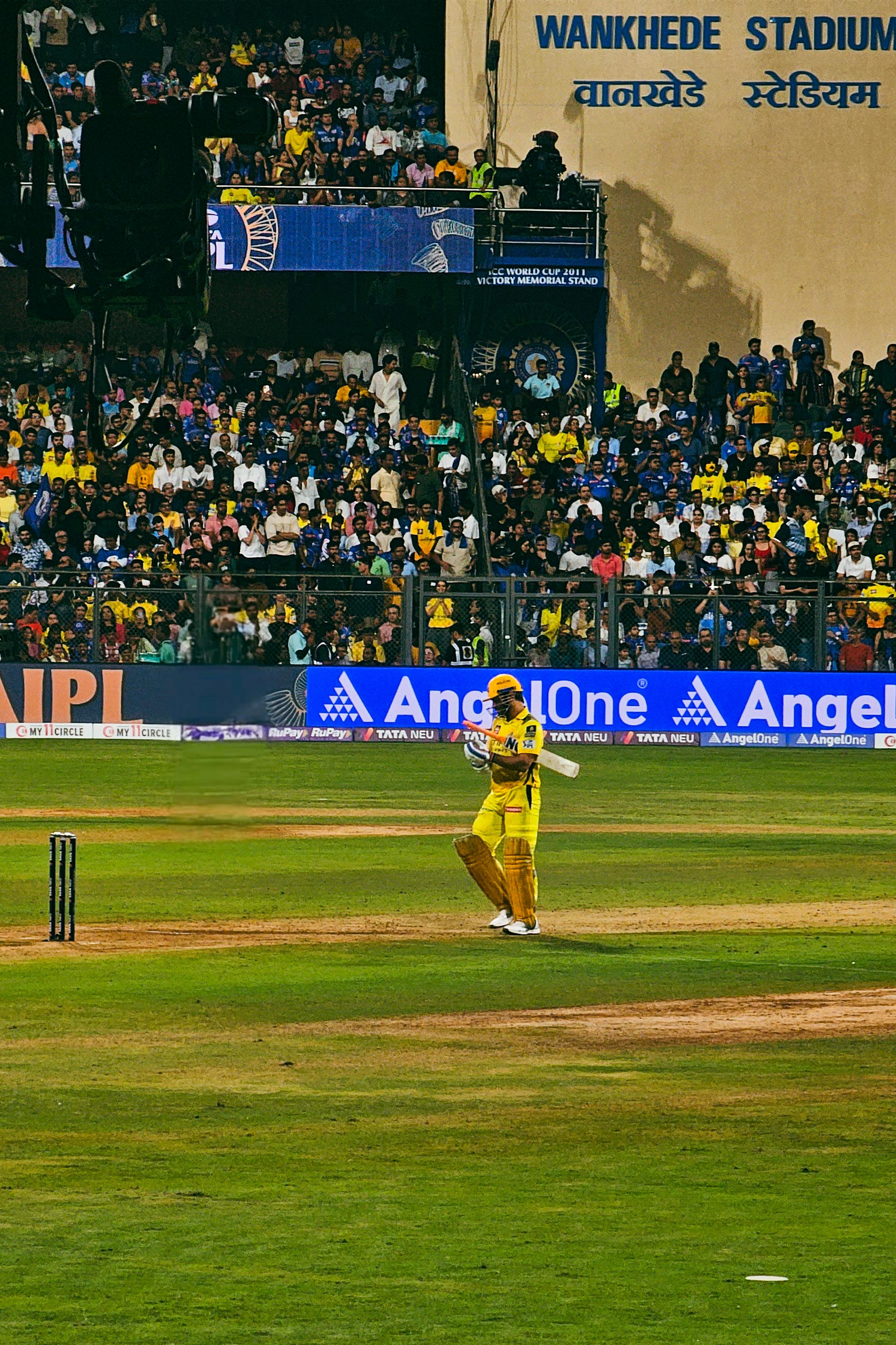 2252x3380 Dhoni Pics I Clicked at Wankhede (3rd one Special)