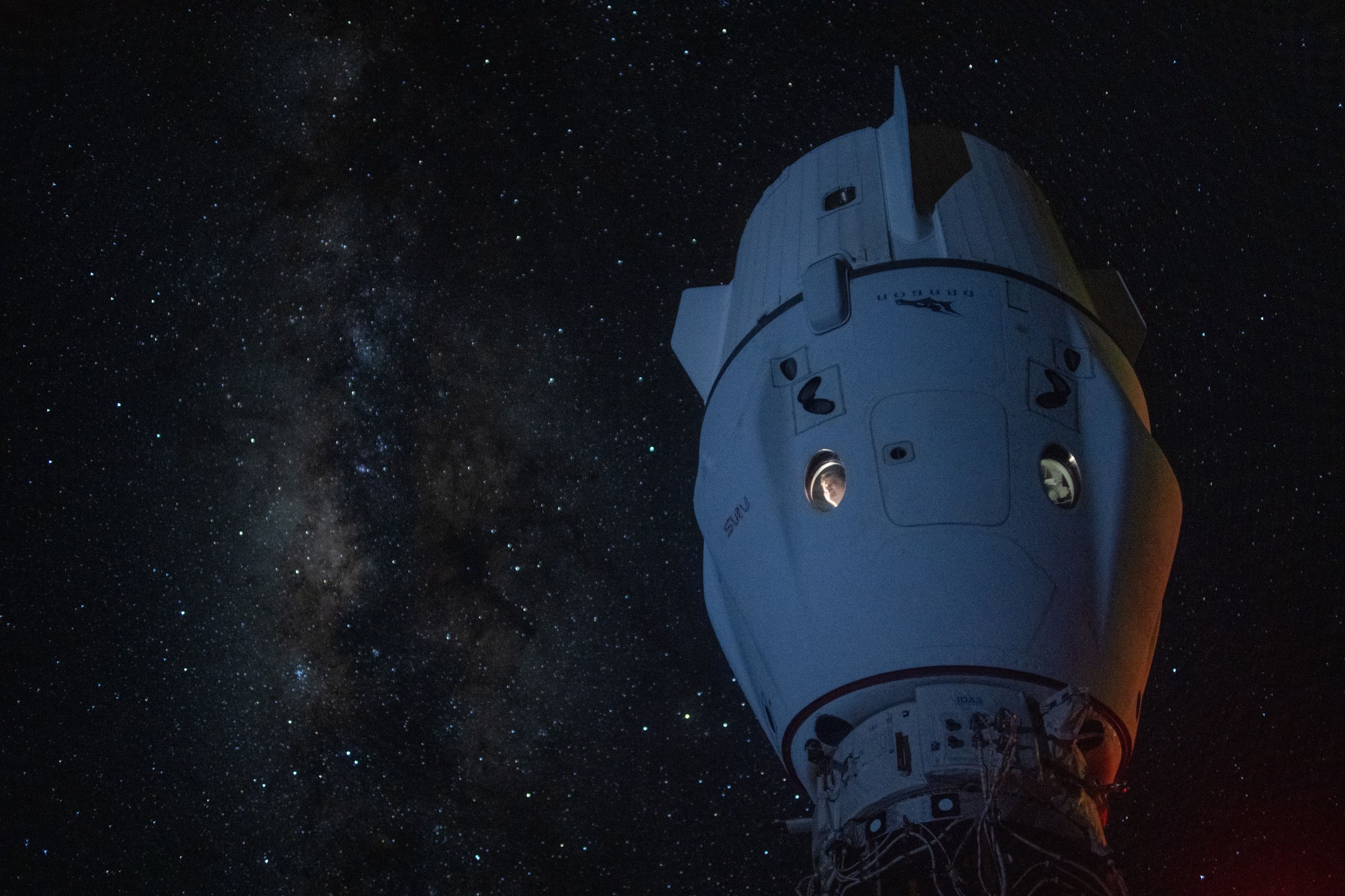3276x2184 Friends of NASA: Stargazing with SpaceX Dragon. International Space Station