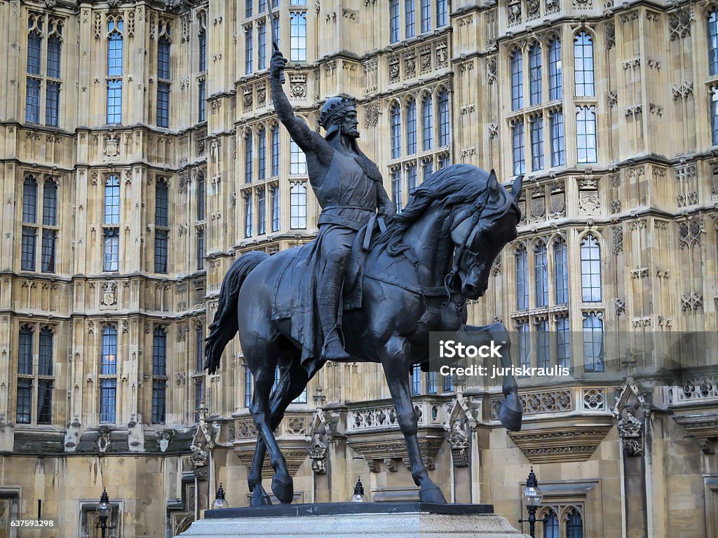 1024x768 Statue Of Richard The Lionheart Outside The Houses Parliament London Image Now