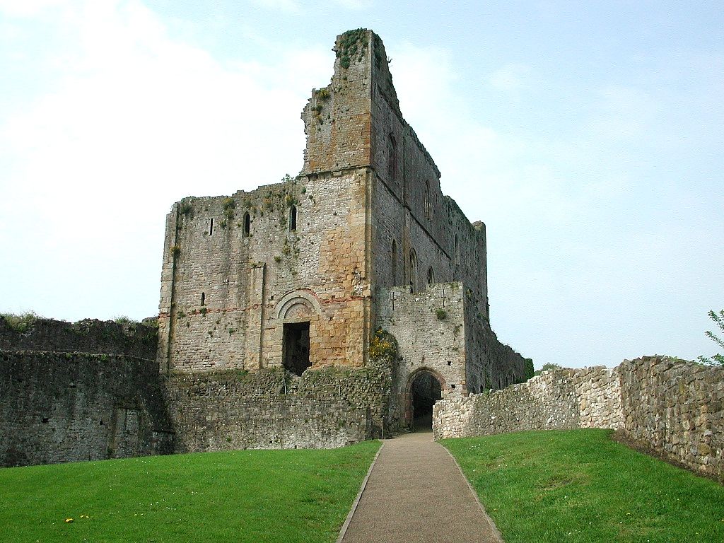 1024x768 Life in a Medieval Castle