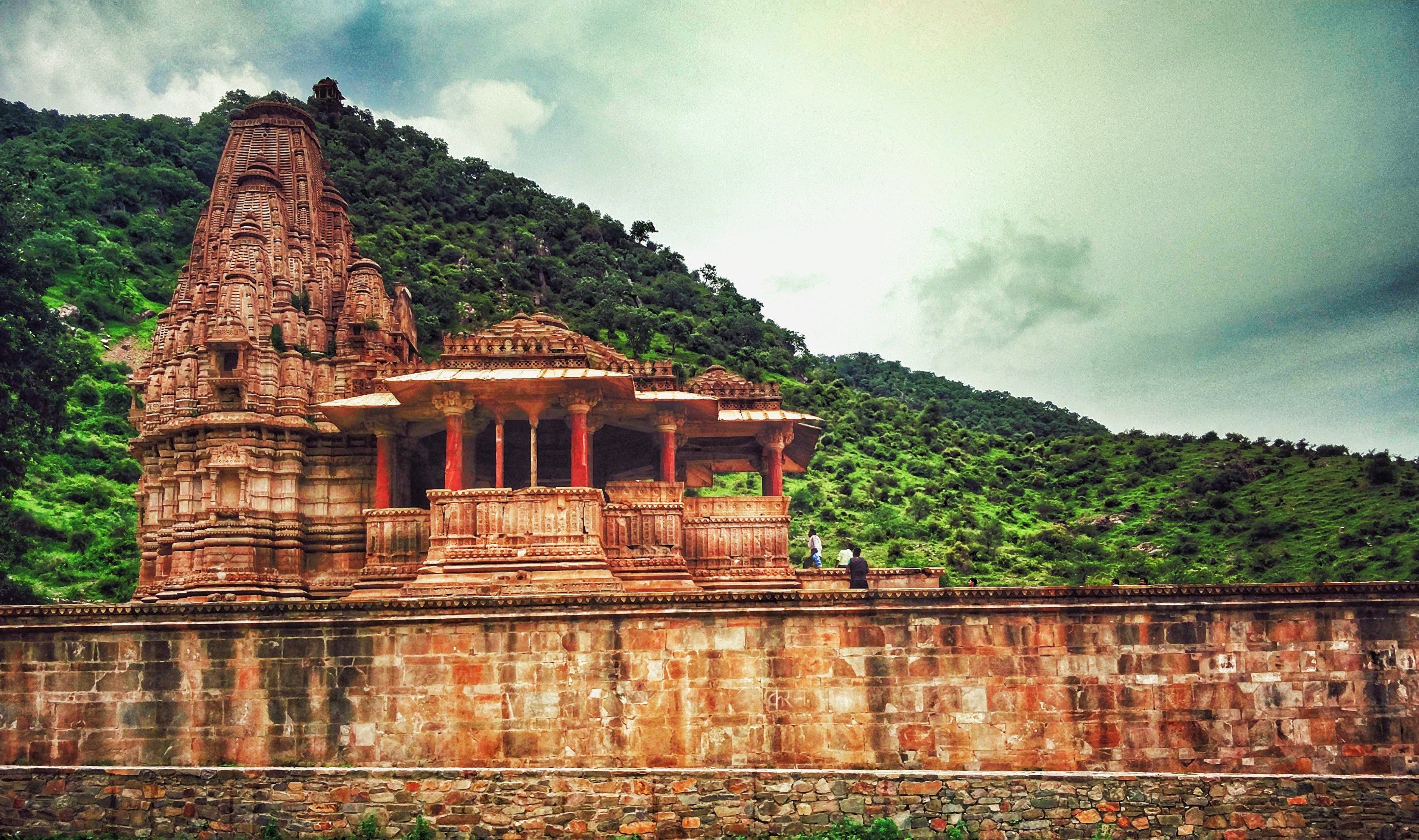 3648x2160 Shiva Temple Wallpaper