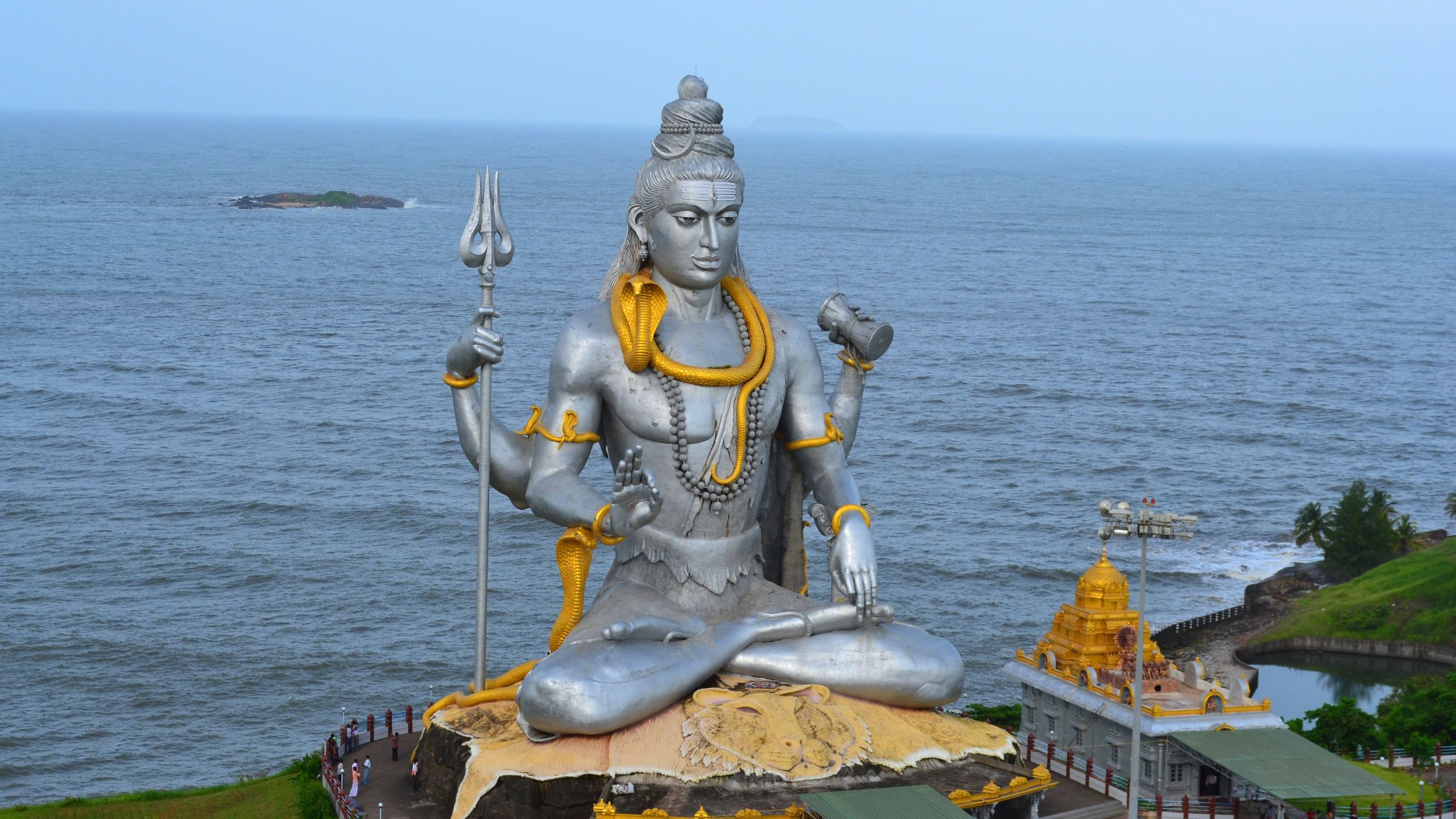2560x1440 Lord Shiva Statue In Ocean Background HD Shiva Wallpaper