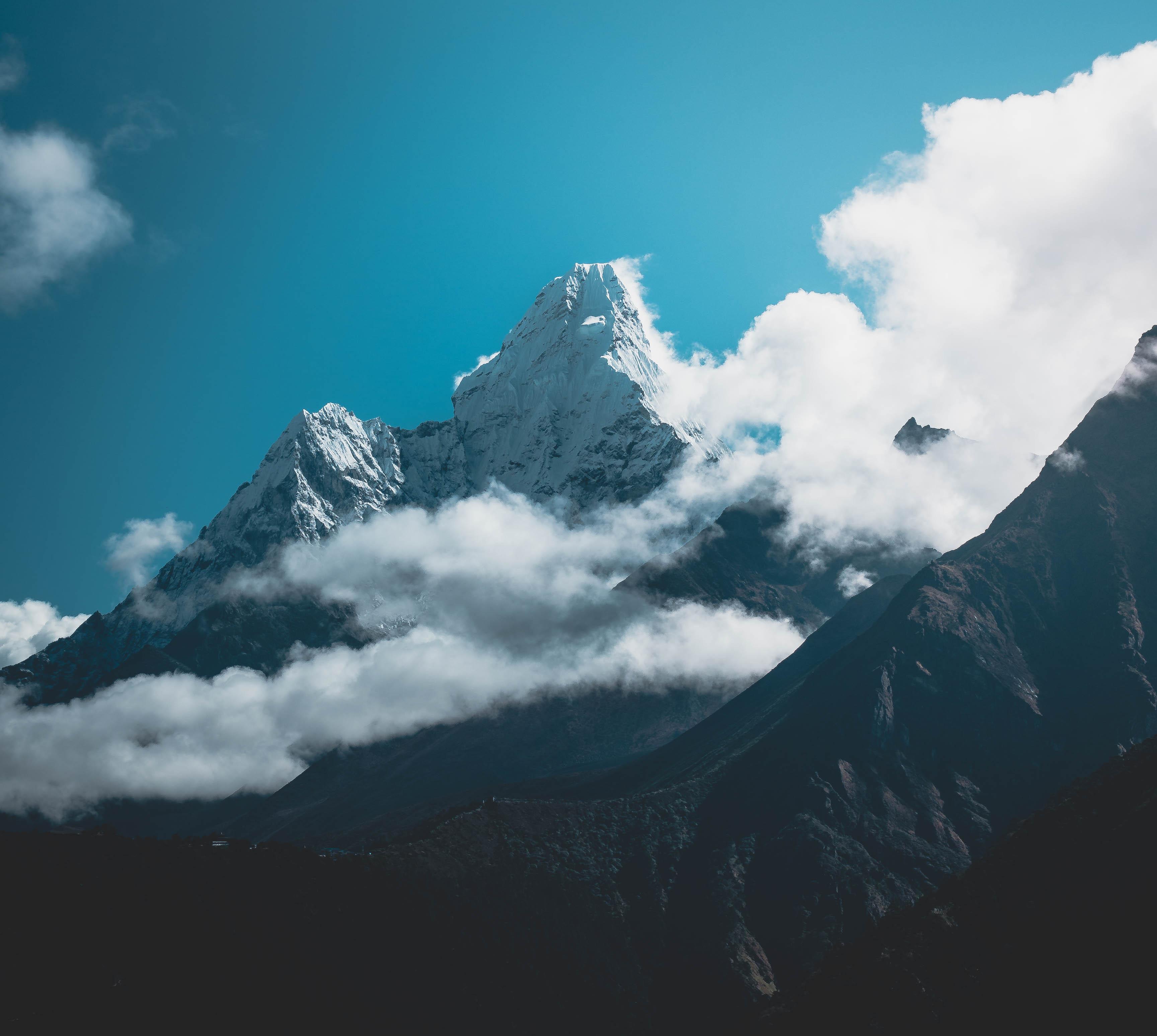 3456x3094 The Most Beautiful Mountain in the Himalayas Dablam, Nepal. 812m. [OC] (3456 X 3094)