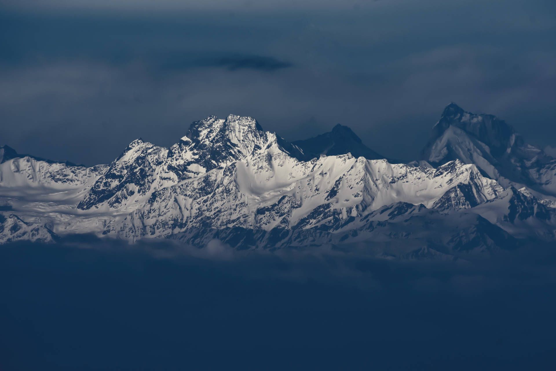 1920x1280 Download Himalayas Mountain Mac 4k Wallpaper