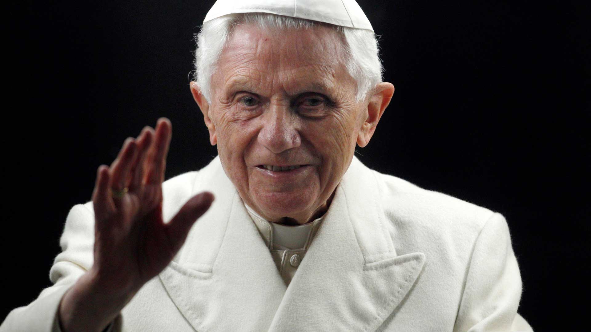 1920x1080 Pope dies: Emeritus Benedict XVI asks for forgiveness, thanks God in spiritual testament published following his death