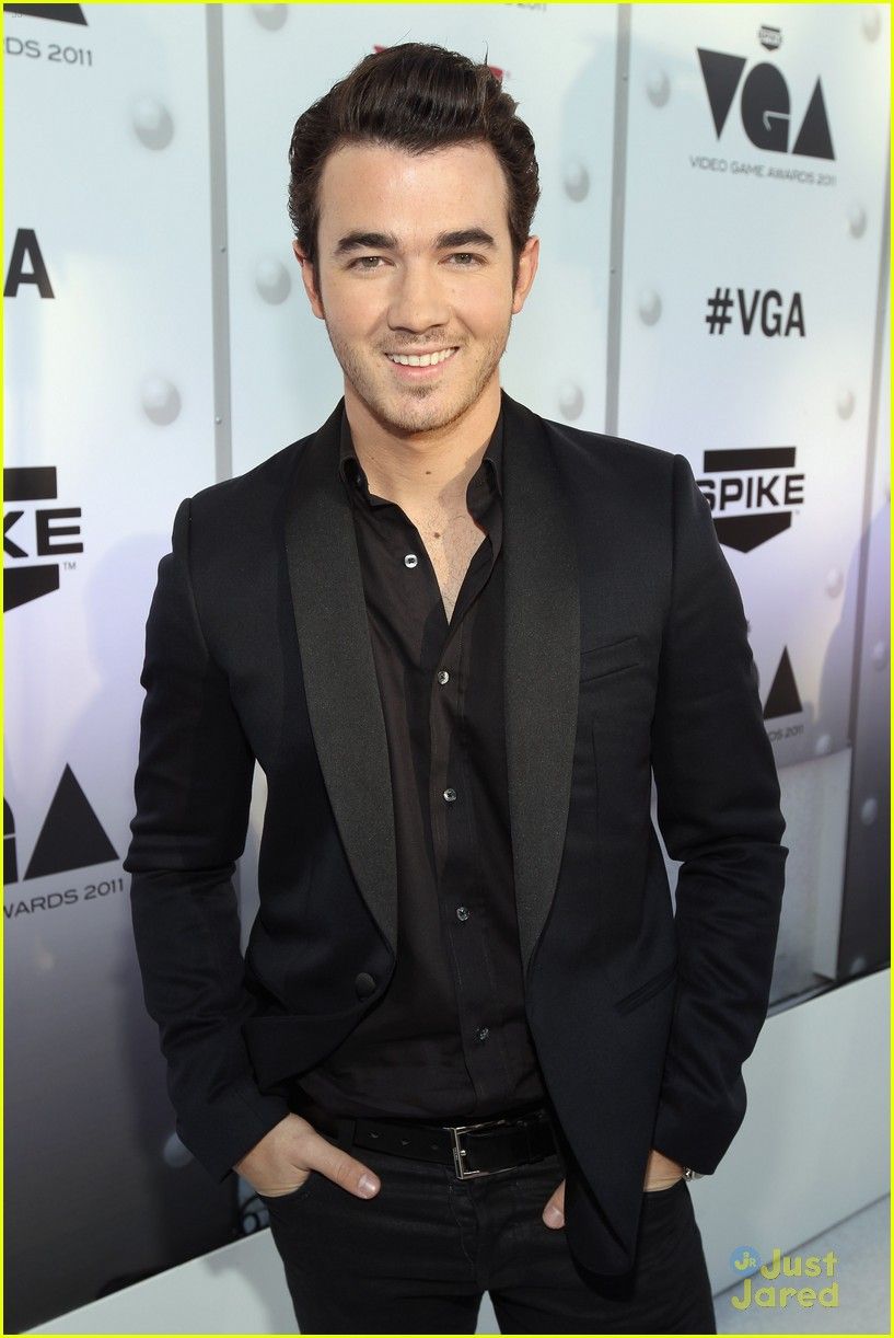 817x1222 Picture of Kevin Jonas, Picture Of Celebrities
