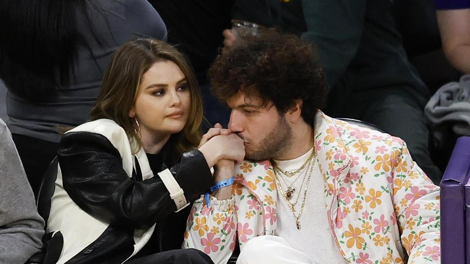 1600x900 Selena Gomez celebrates her bachelorette party in Cabo San Lucas, and Benny Blanco celebrates in Las Vegas