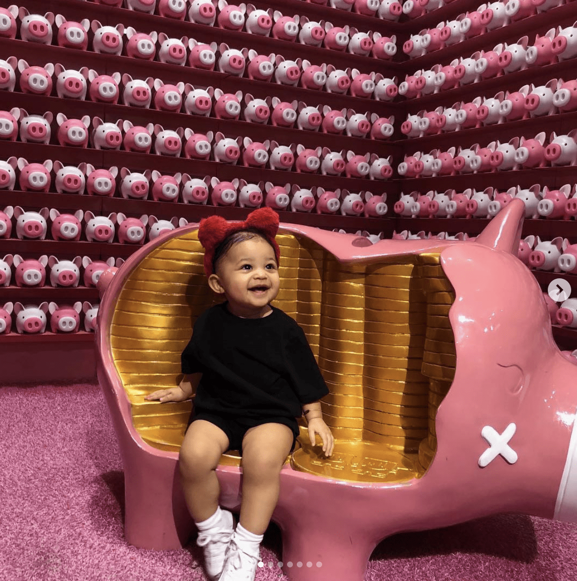 1186x1194 New Stormi Webster Photo Kylie, Kendall, and the Kardashian
