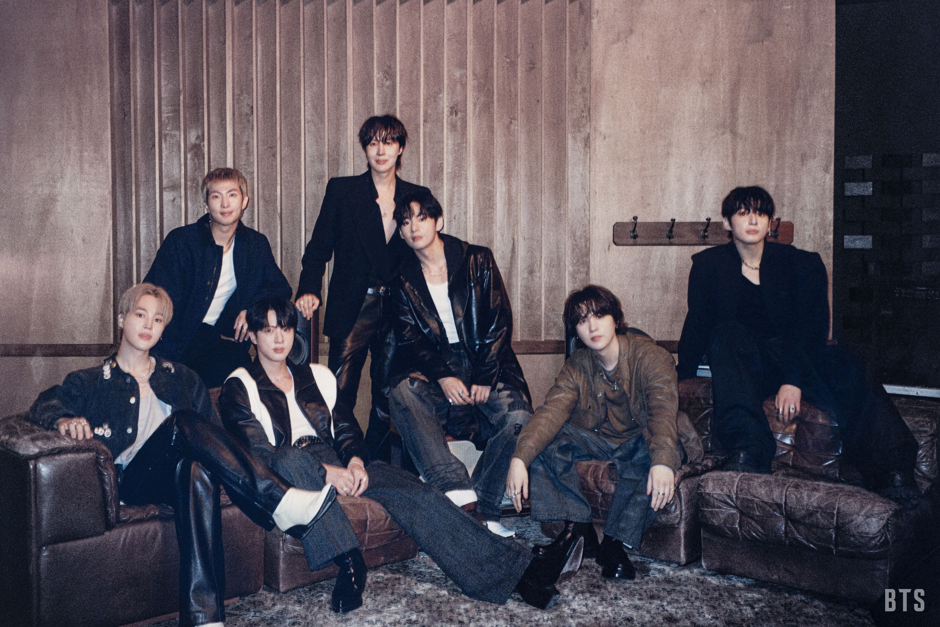 3000x2000 Weverse BTS Image 'ARIRANG' Album Photohoot Sketch