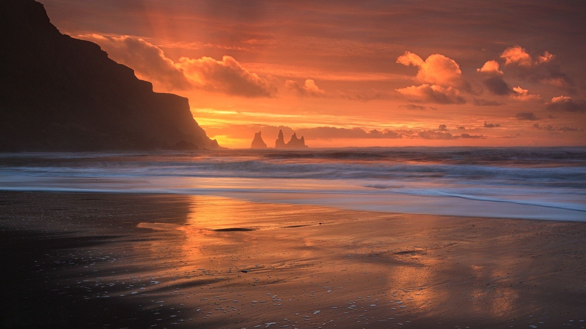 1920x1080 nature, Landscape, Sunset, Beach, Sea, Rock, Island, Clouds, Glowing, Waves, Sun Rays, Sand Wallpaper HD / Desktop and Mobile Background