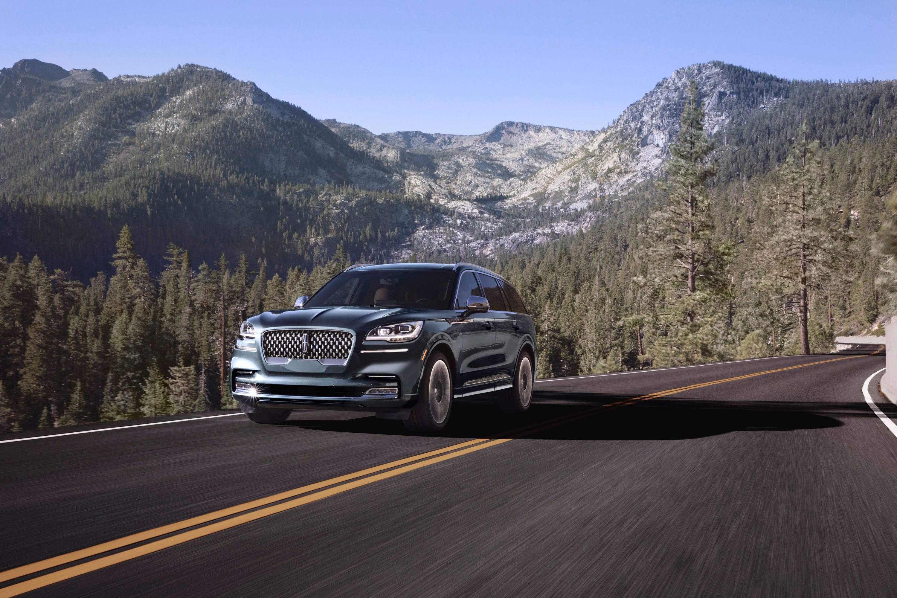 3000x2000 Wallpaper of the Day: 2020 Lincoln Aviator