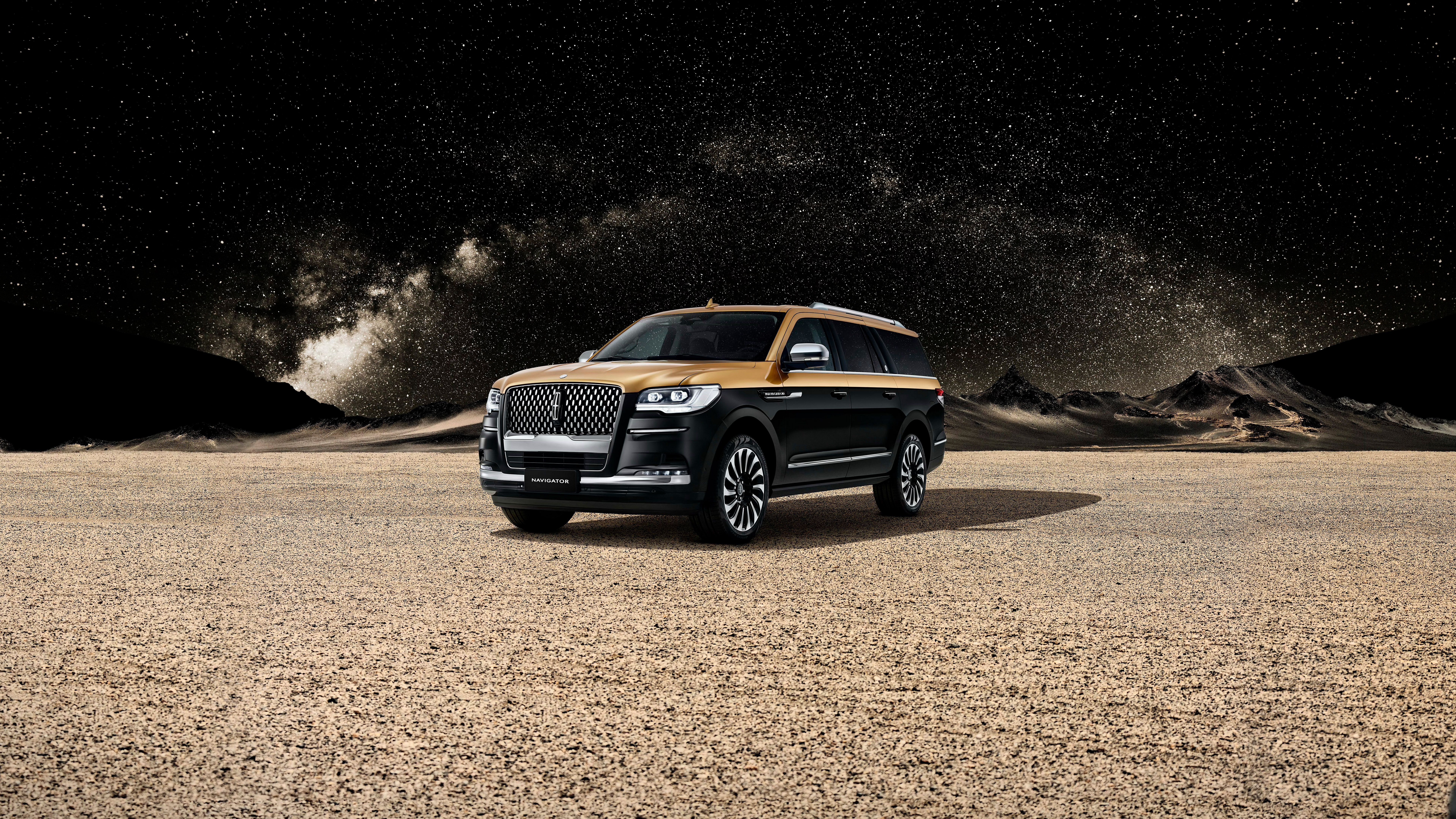 7680x4320 Lincoln Navigator Black & Gold 2023 Wallpaper Car Wallpaper