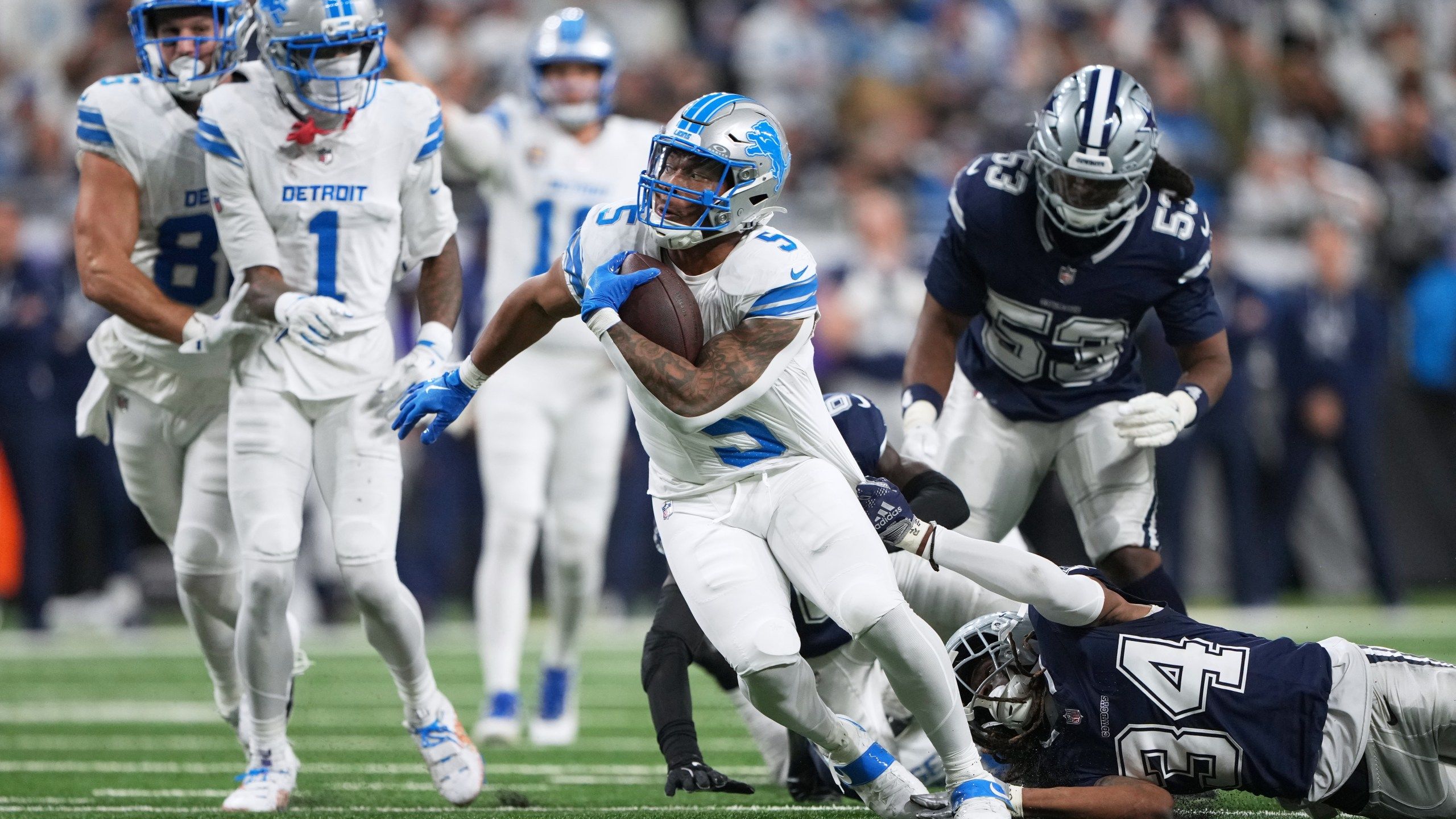 2560x1440 Jahmyr Gibbs Rushes For 3 TDs And Lions Get Much Needed 44 30 Win Over Cowboys