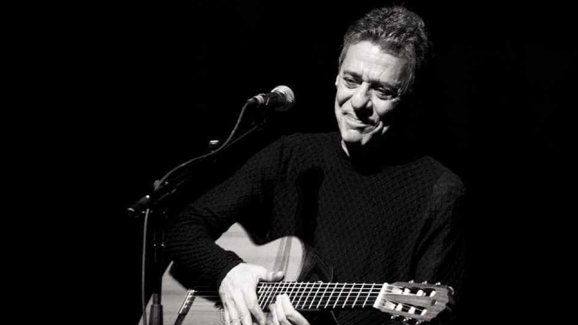 1920x1080 Chico Buarque se apresenta em Curitiba em agosto