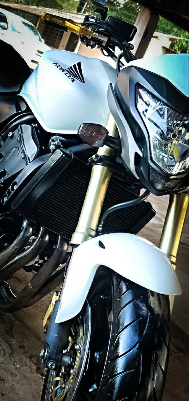 639x1350 Wallpaper / Honda Hornet 600 #Wapplaper #Honda Hornet 600 #Hornet 600 #Motos #Wallpaper Motos. Honda cb 600f hornet, Honda cb600f, Honda cb