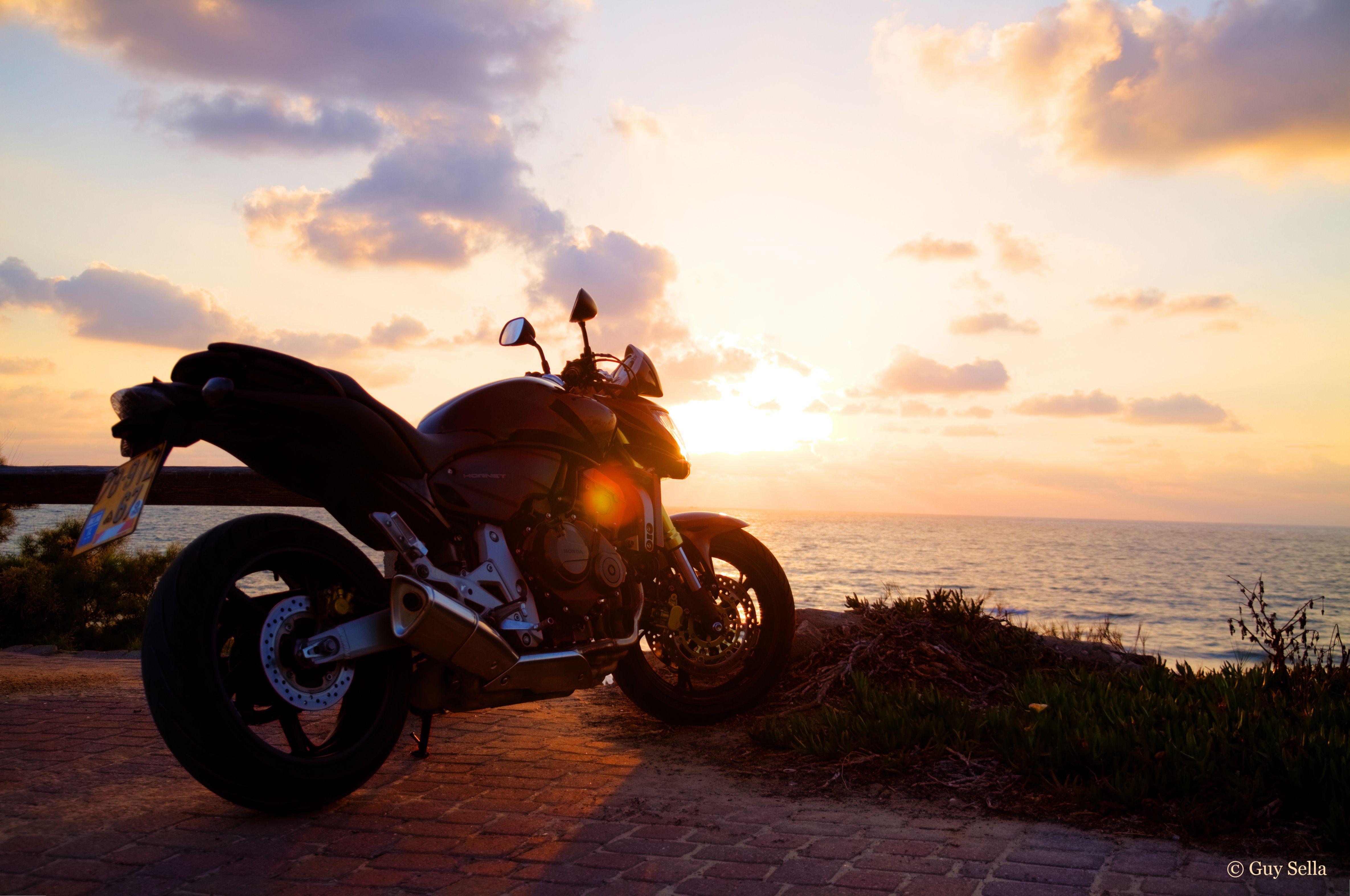 4740x3146 Honda Hornet Wallpaper