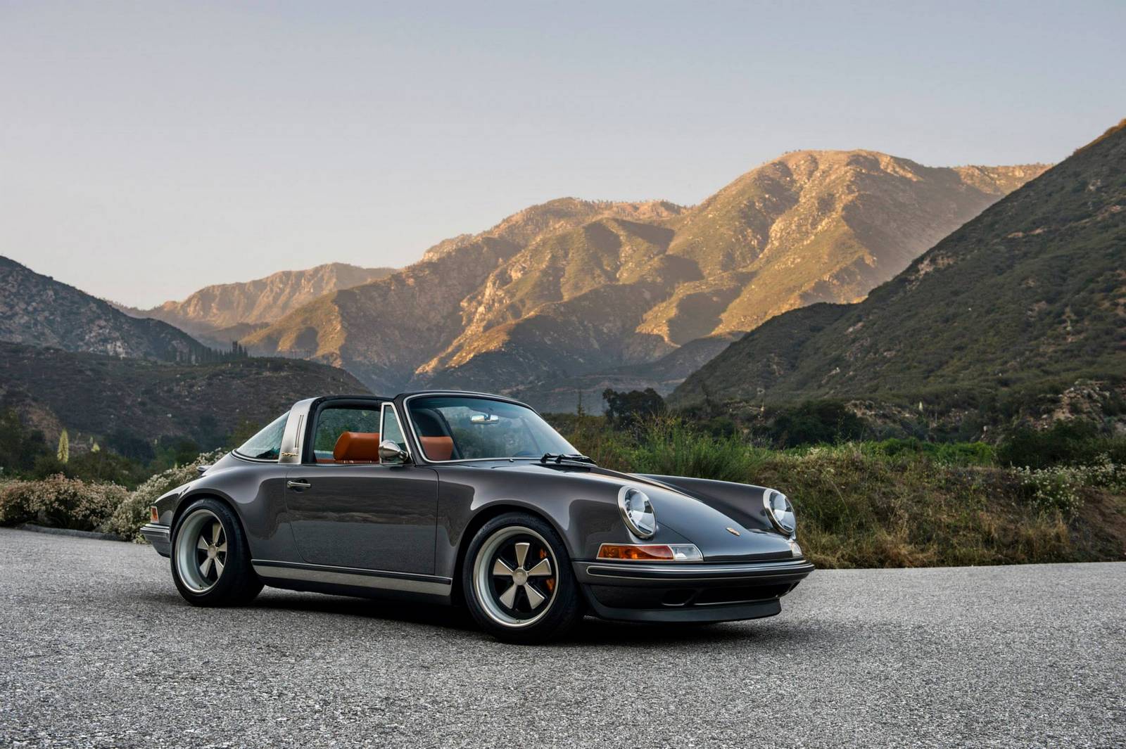 1600x1065 Singer's First Porsche 911 Targa