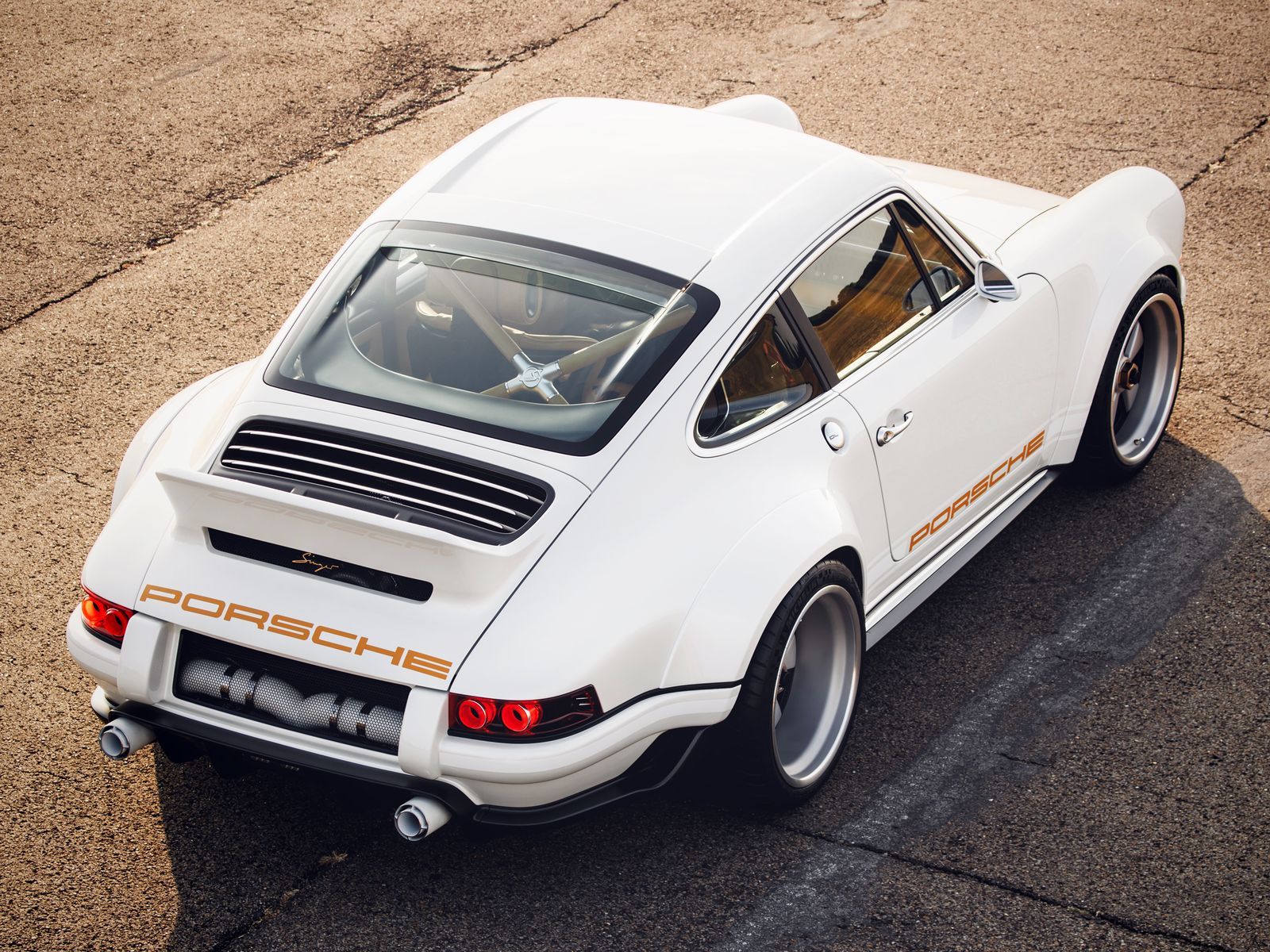 1600x1200 Singer's Latest Creation Brings Formula 1 Know How To The Porsche 911
