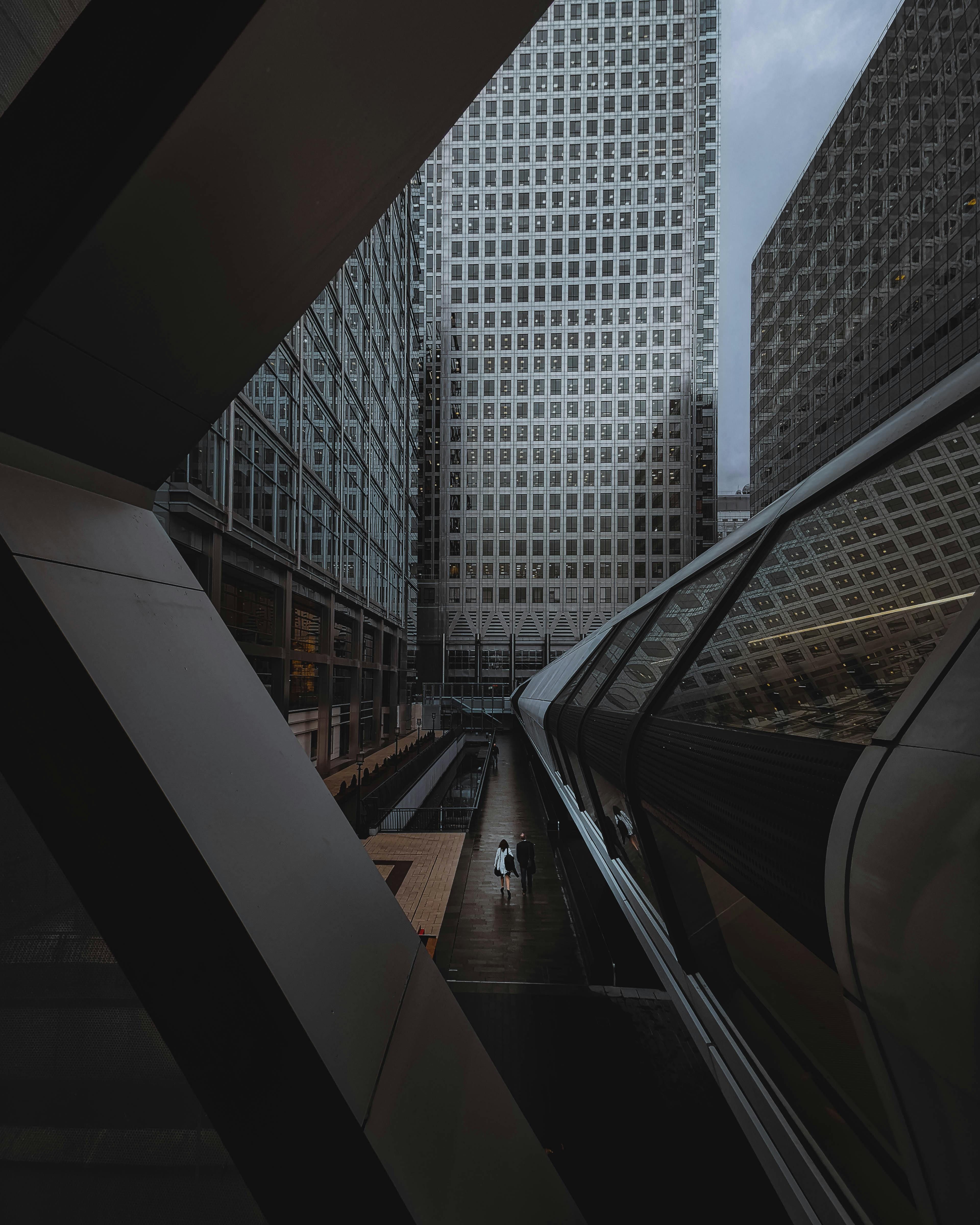 3840x4800 Facade of Modern Architecture Building in London · Free