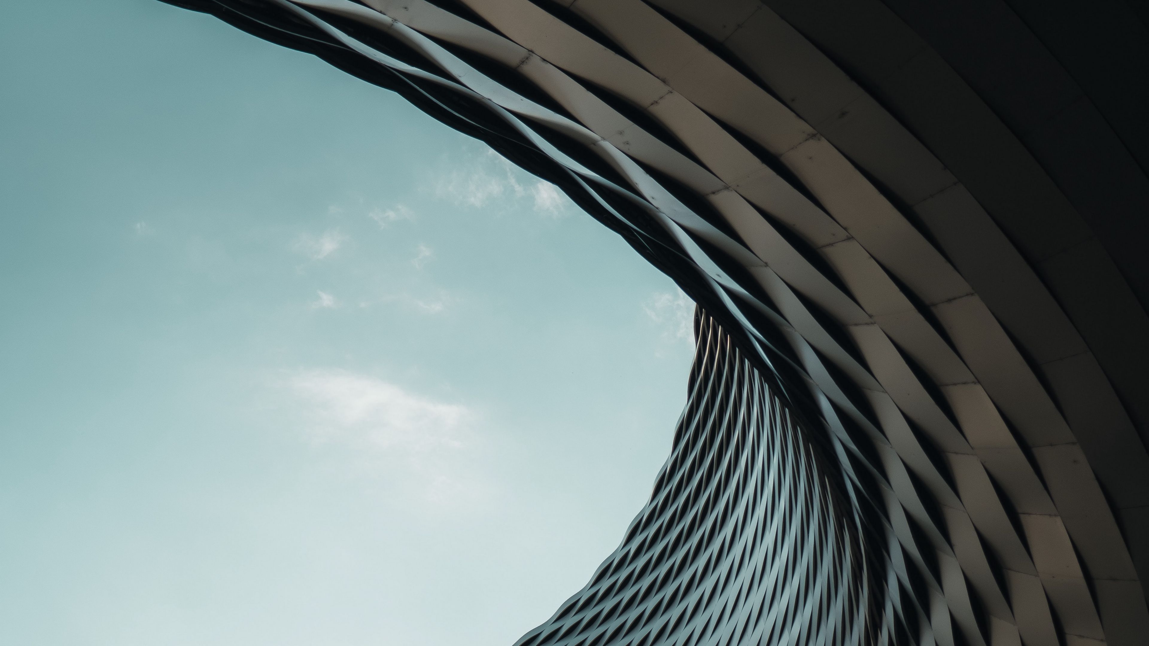 3840x2160 Download wallpaper 3840x2160 building, architecture, modern, parametric 4k uhd 16:9 HD background