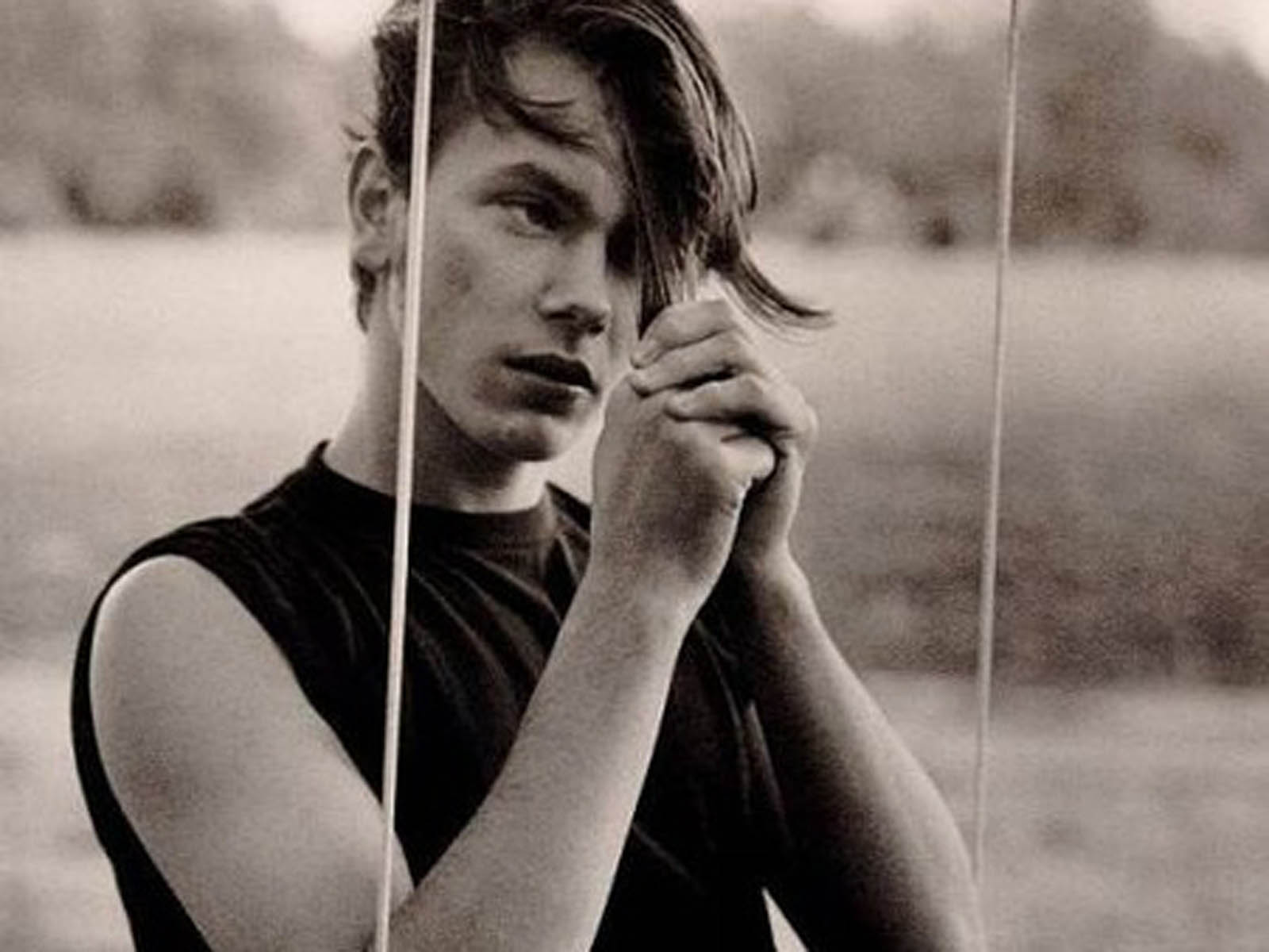 1600x1200 image Of River Phoenix Wallpaperriver Phoenix