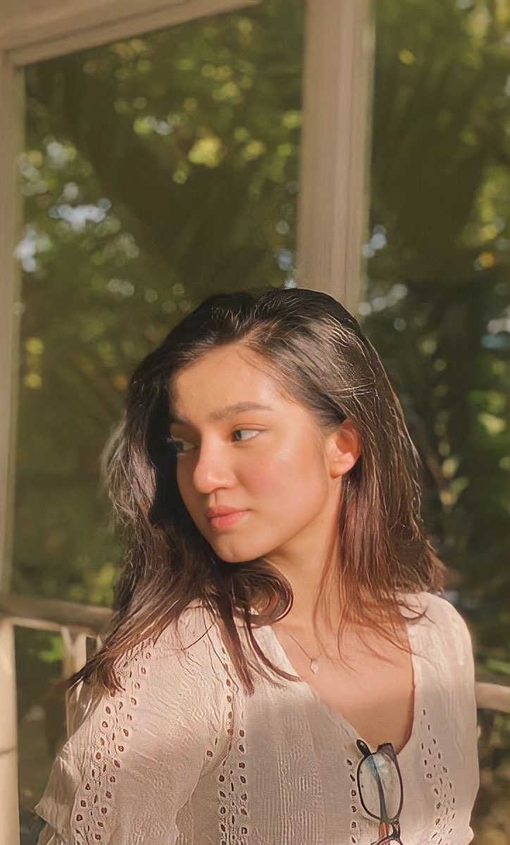724x1198 Belle Mariano Wallpaper