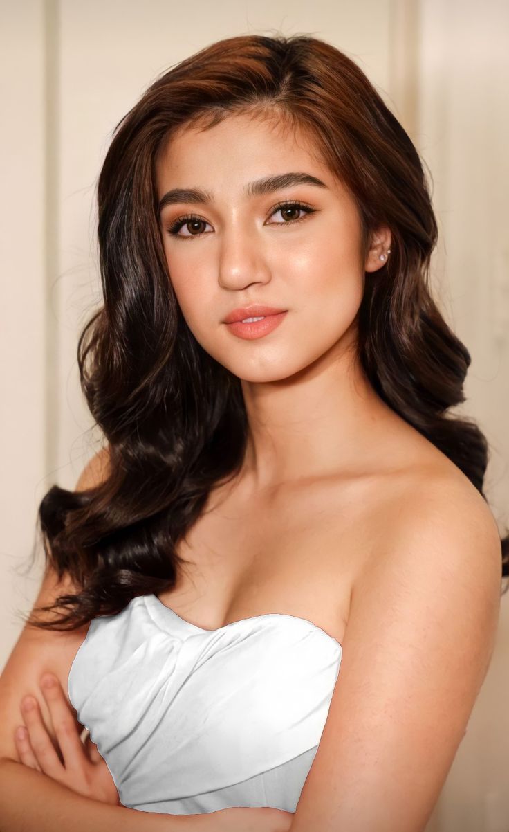 736x1202 Belle Mariano