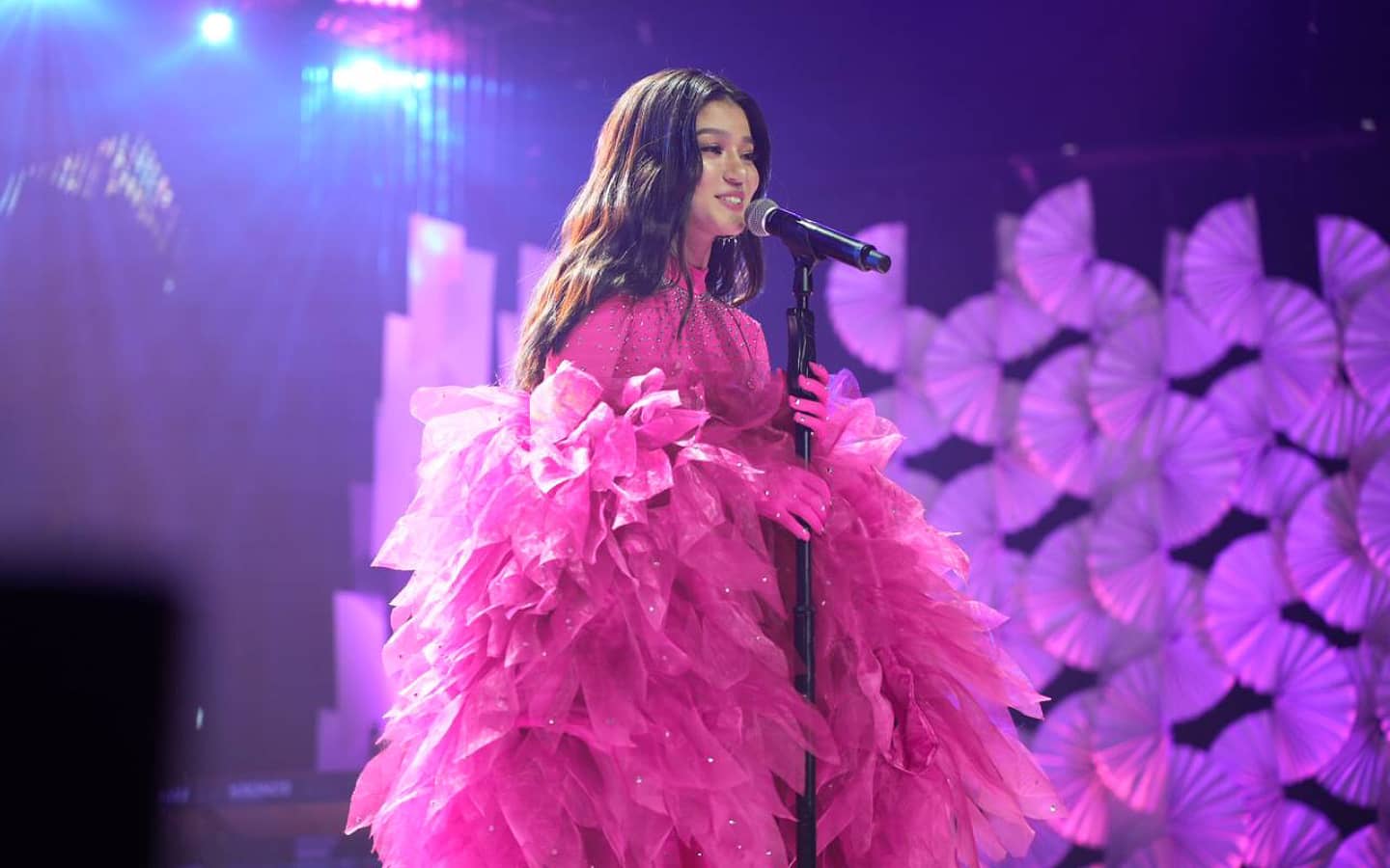 1440x900 MetroStyleWatch: All Of Belle Mariano's Outfits For 'Beloved' Concert. ABS CBN Metro.Style