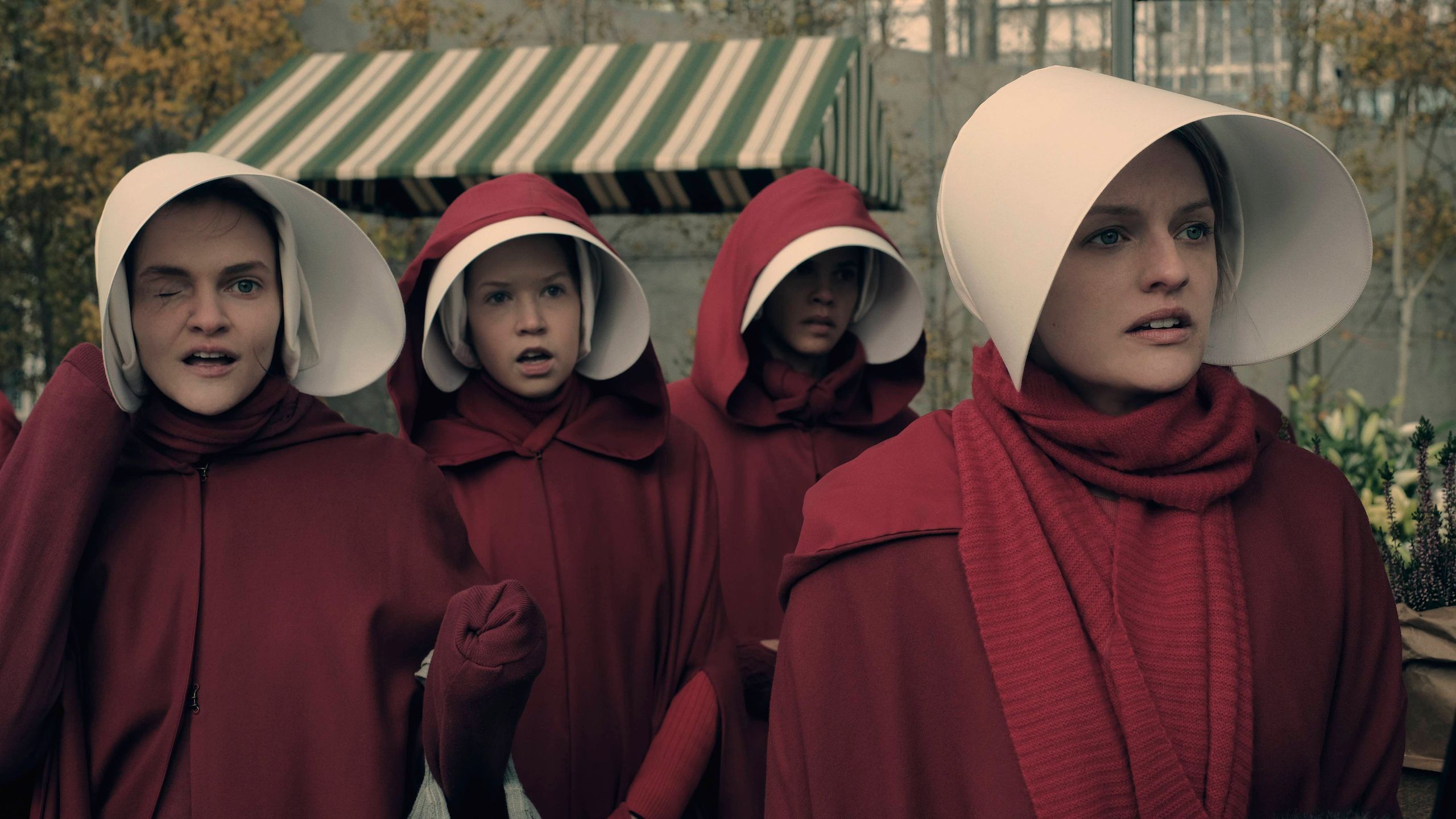 2560x1440 The Handmaid's Tale' Recap: Offred and Nick Come to an Agreement