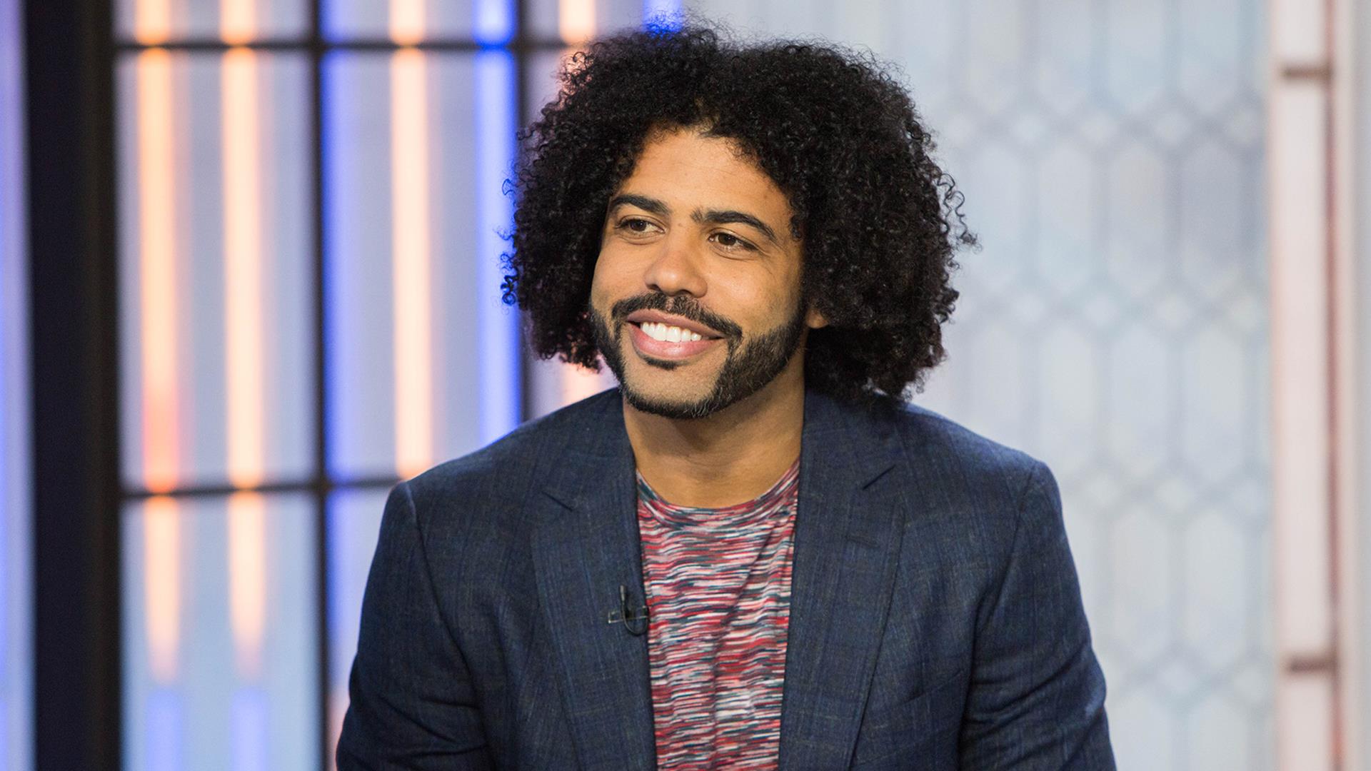 1920x1080 ‘Hamilton’ star Daveed Diggs talks about his role in new film ‘Wonder’