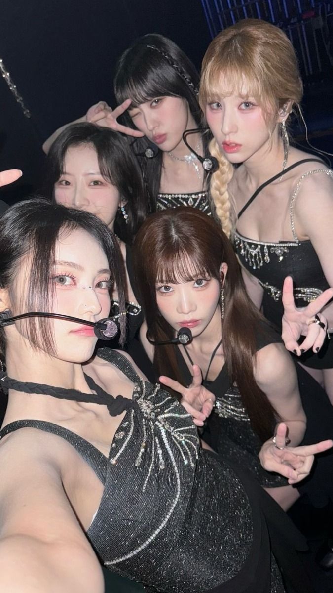 675x1200 ARTMS OT5 WALLPAPER