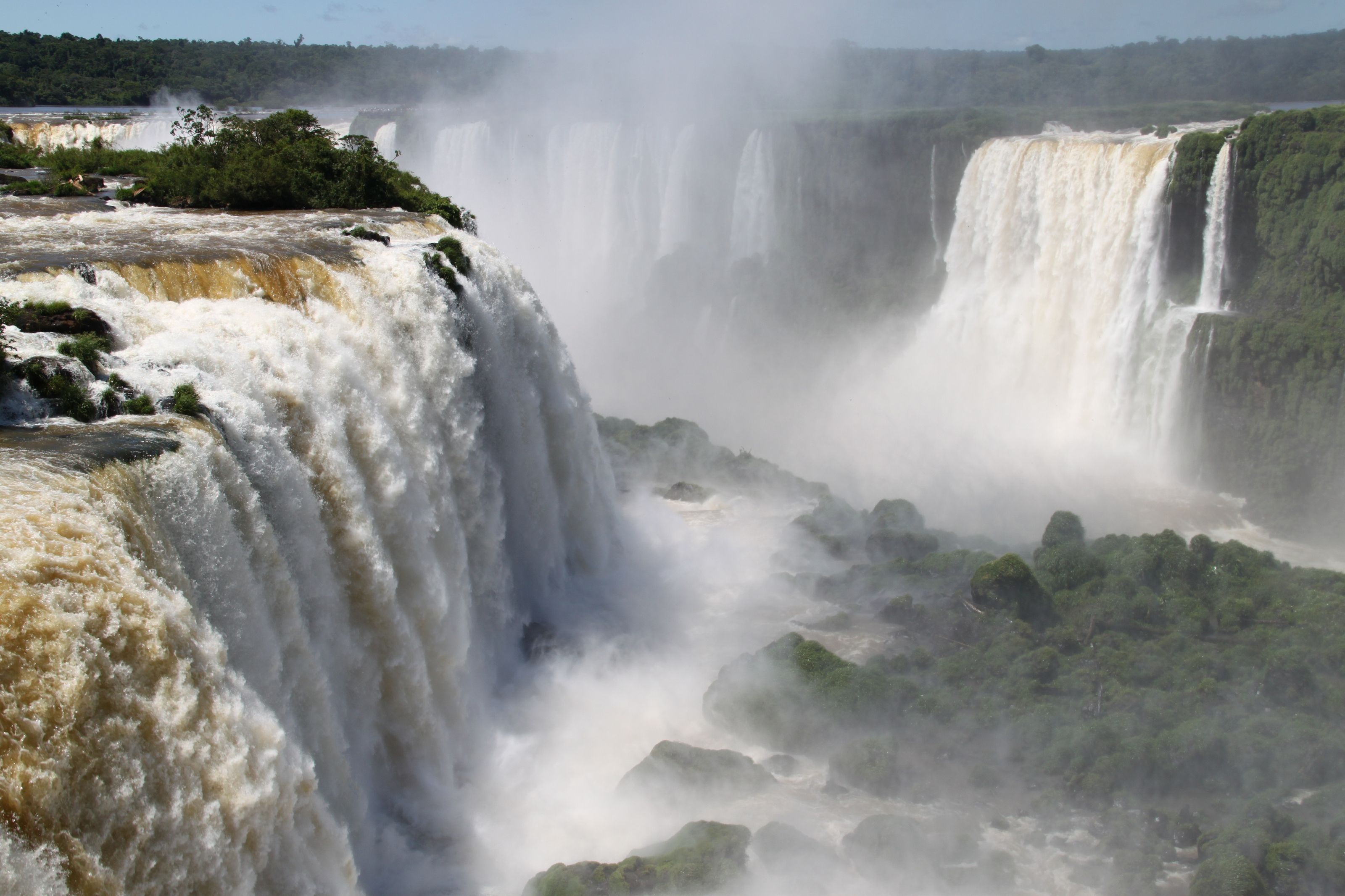 3200x2133 Iguazu Falls Brazil Side Wall Mural