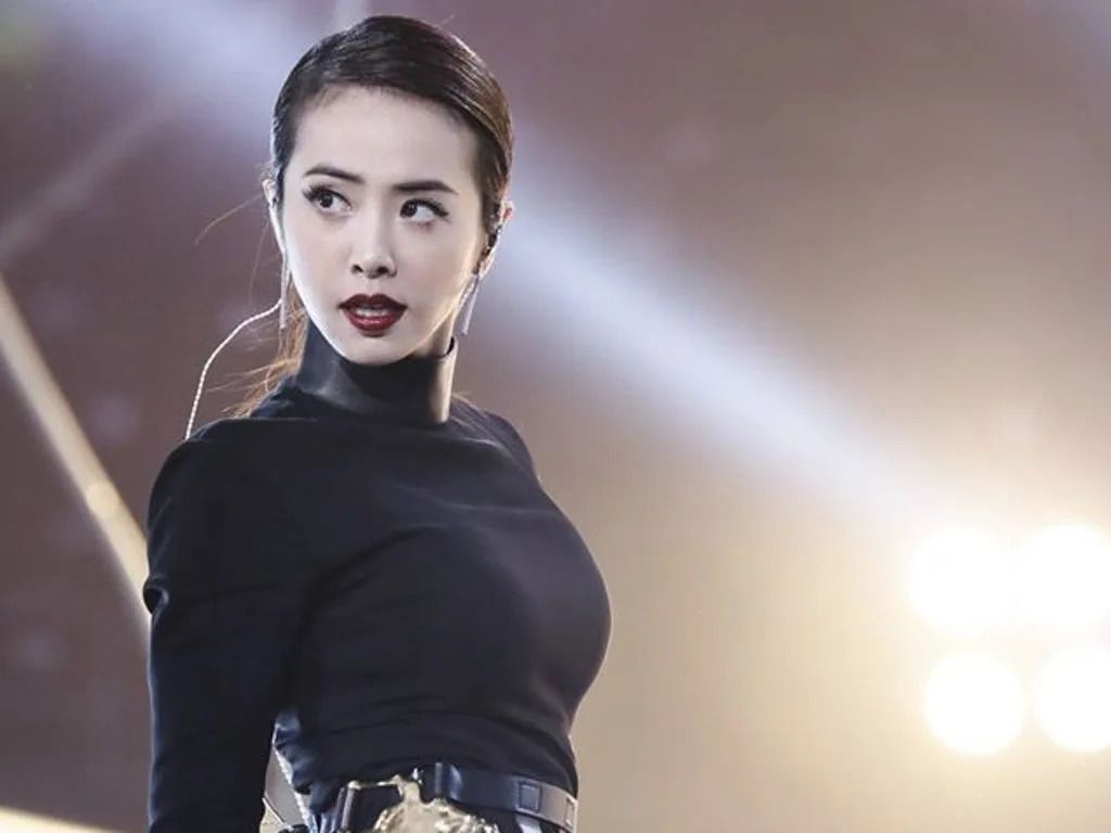 1024x768 Jolin Tsai jokes about her recent onstage tumble Life Singapore