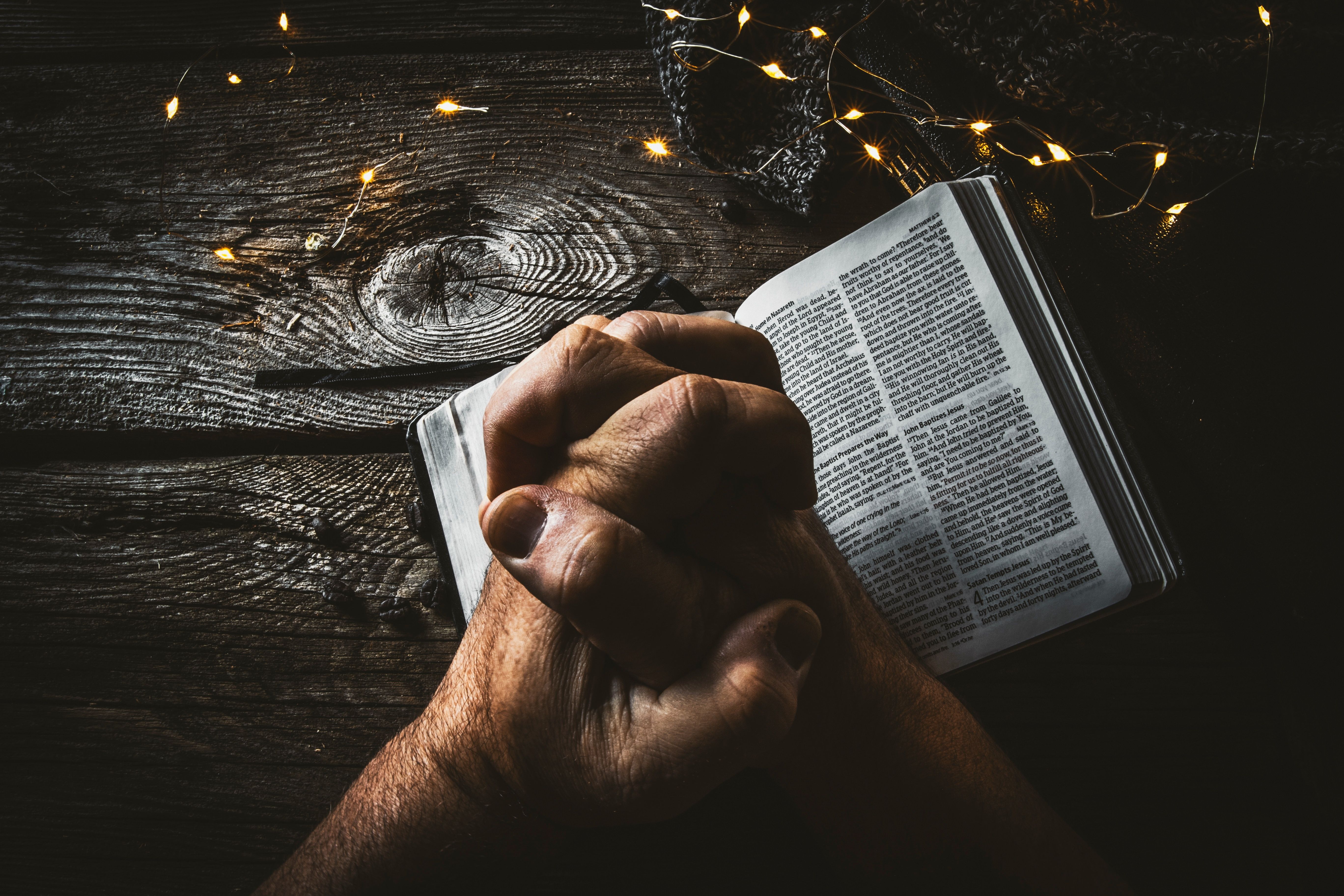 5472x3648 Wallpaper lights, love, wood, hands, Christian, God, Bible, Jesus for mobile and desktop, section разное, resolution 5472x3648
