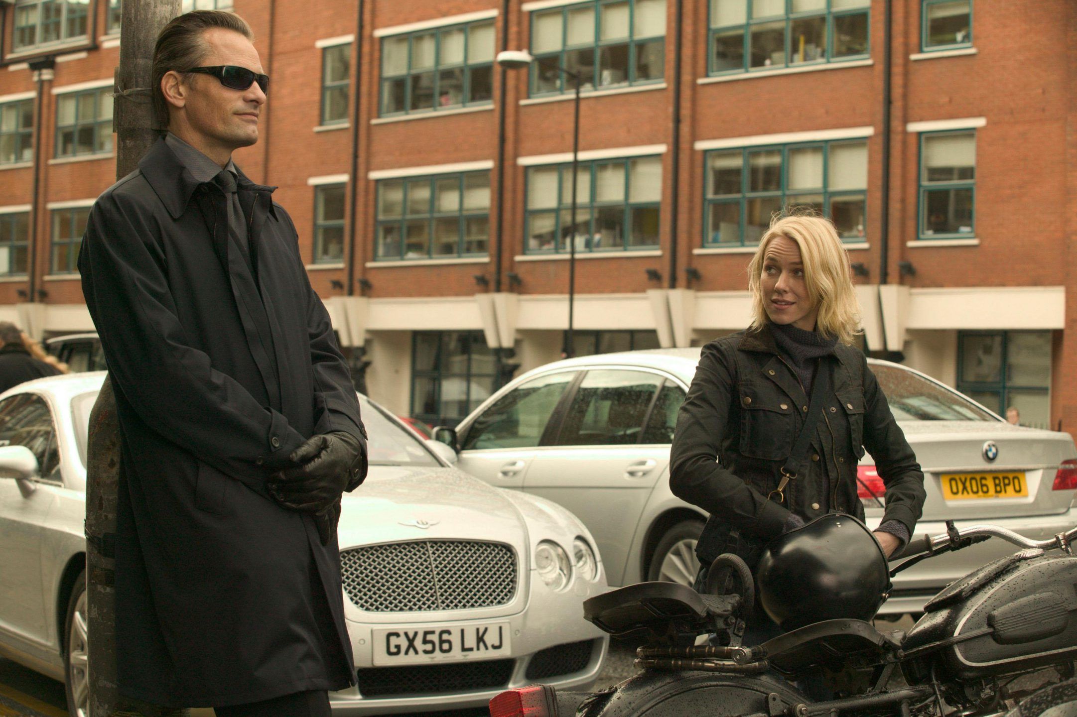 2162x1440 Eastern Promises